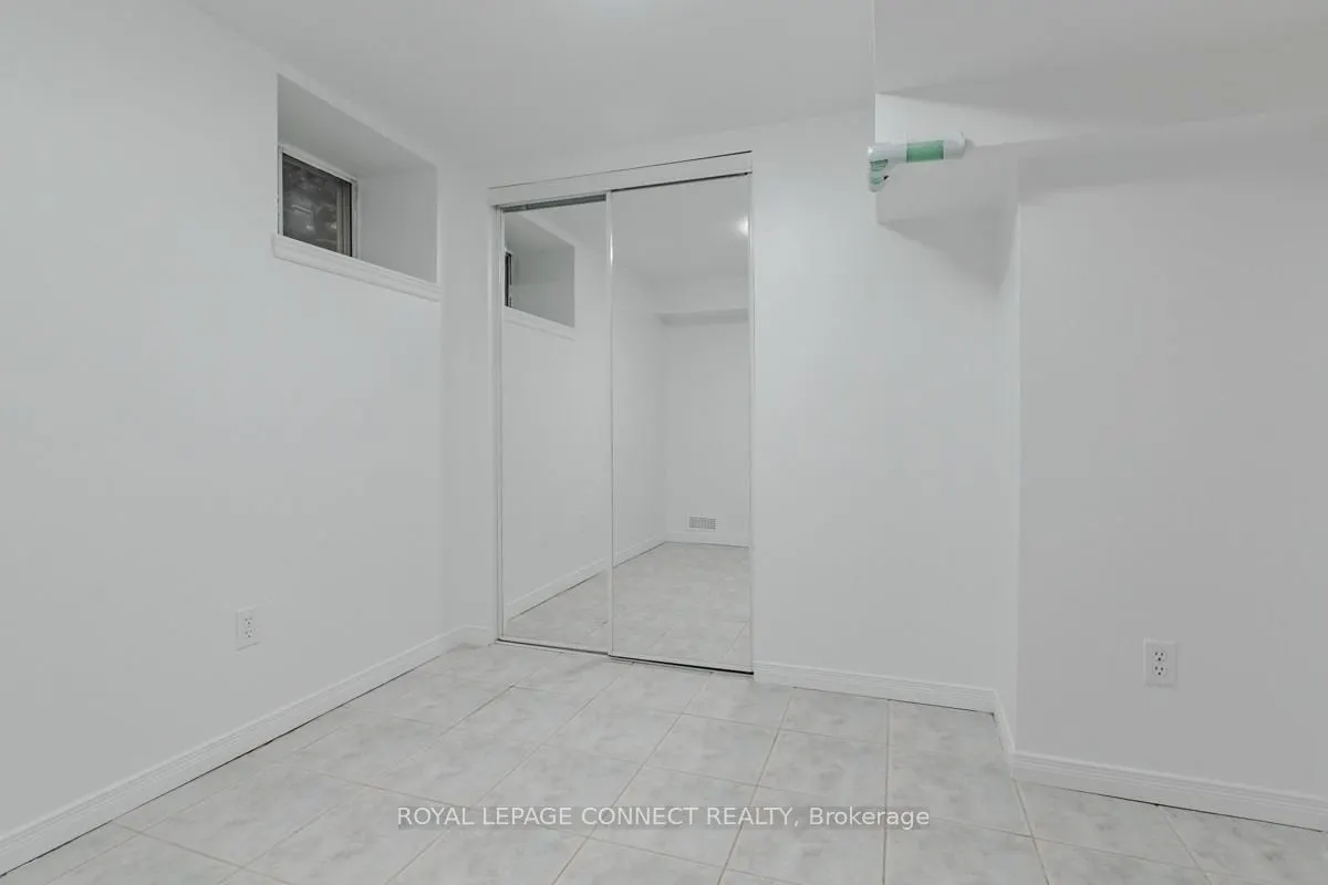 159 Parkside Drive, #4