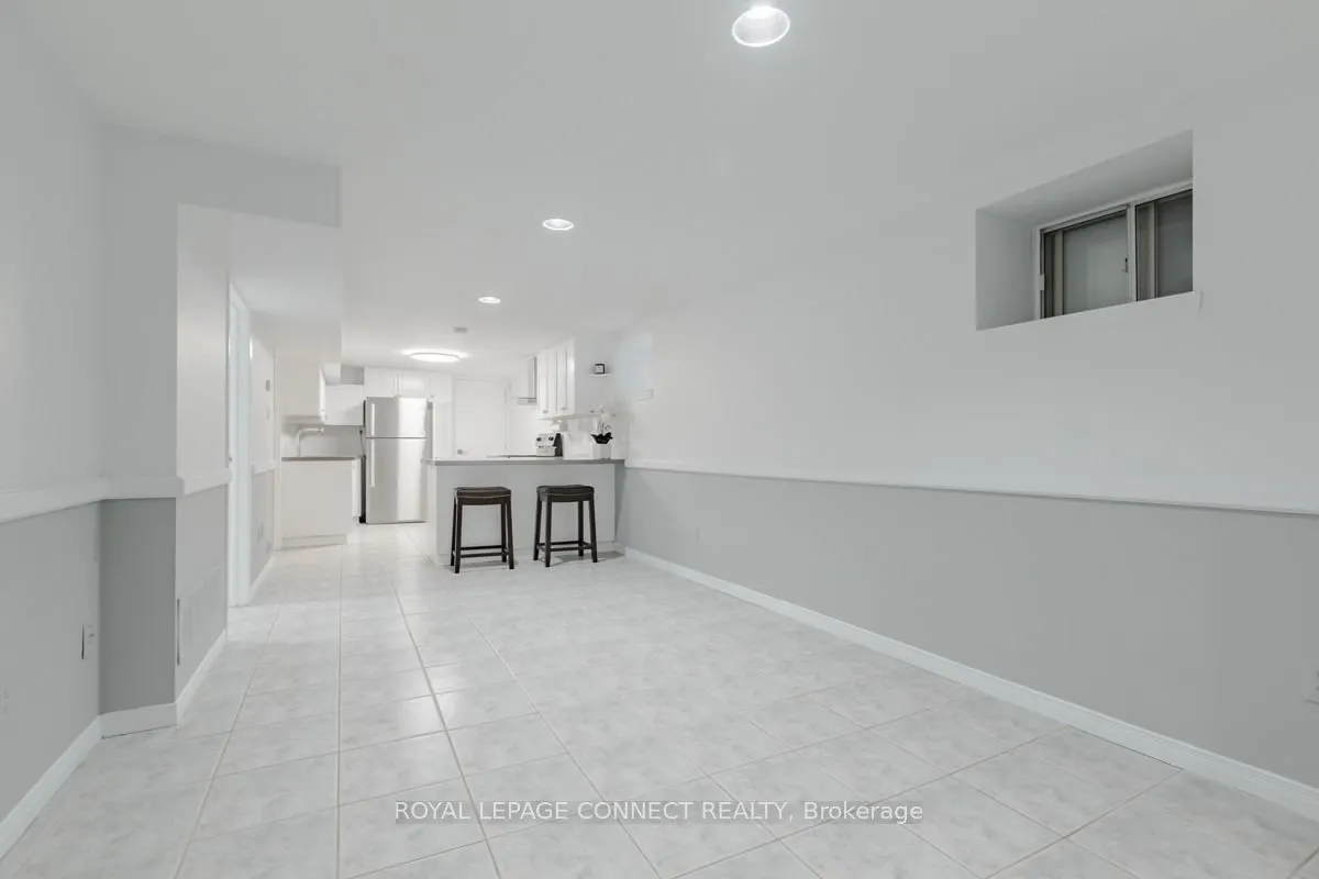 159 Parkside Drive, #4