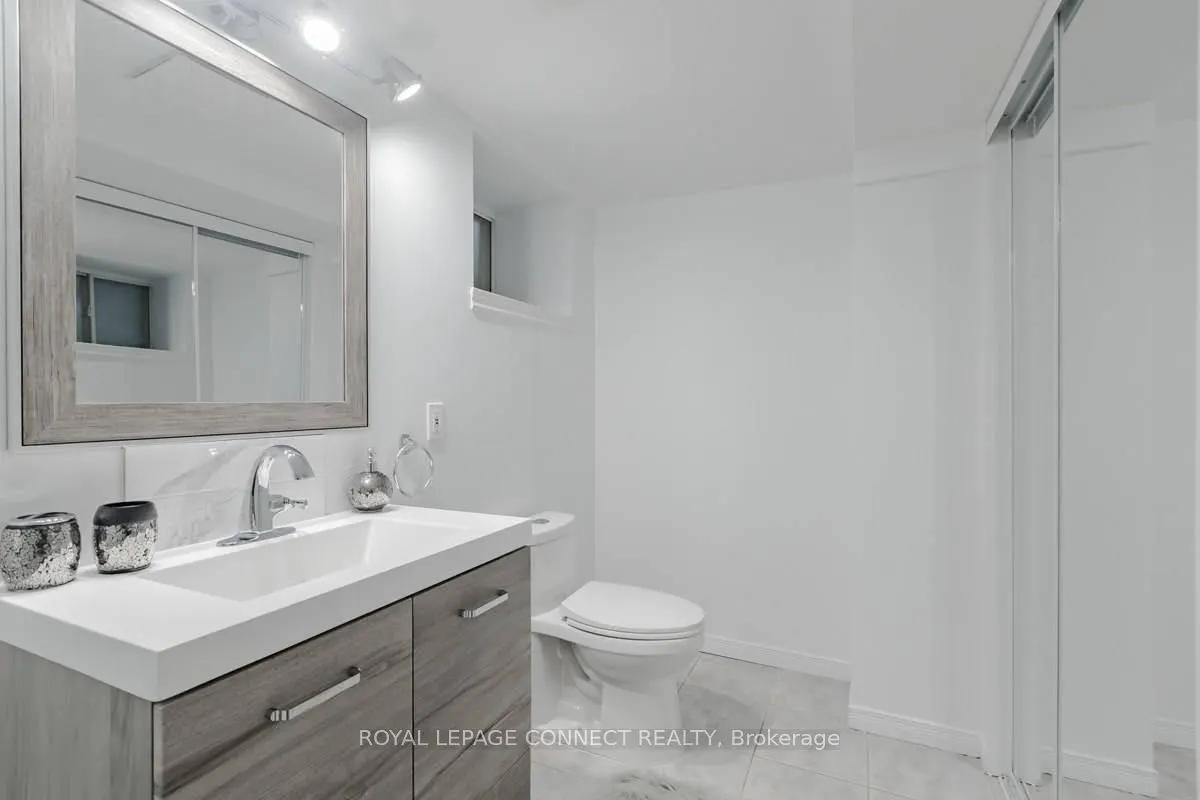 159 Parkside Drive, #4