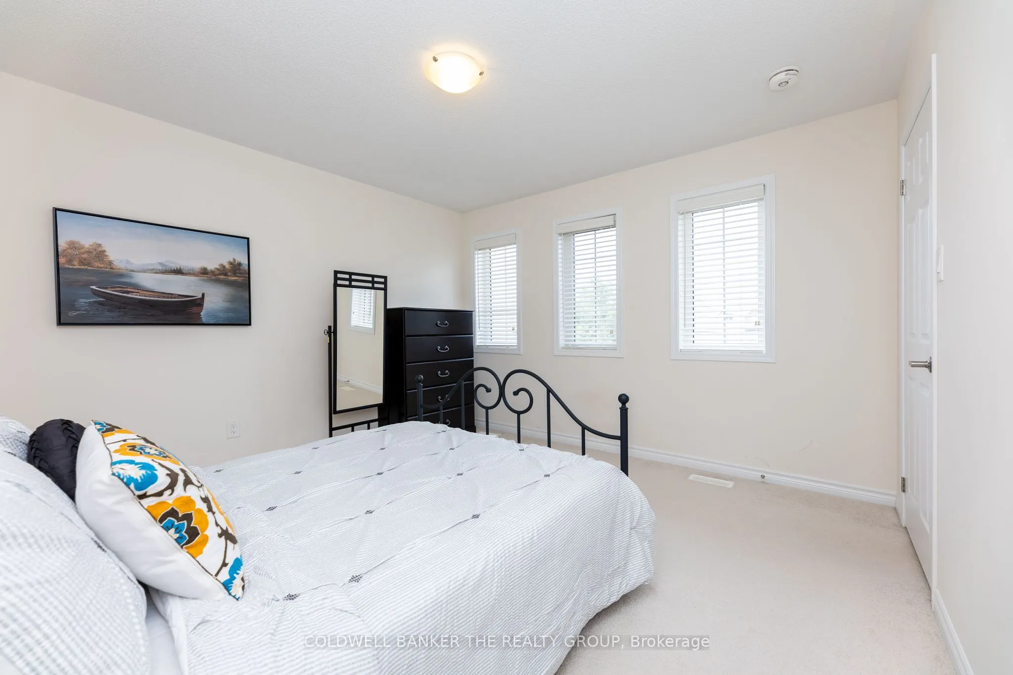 83 Enford Crescent