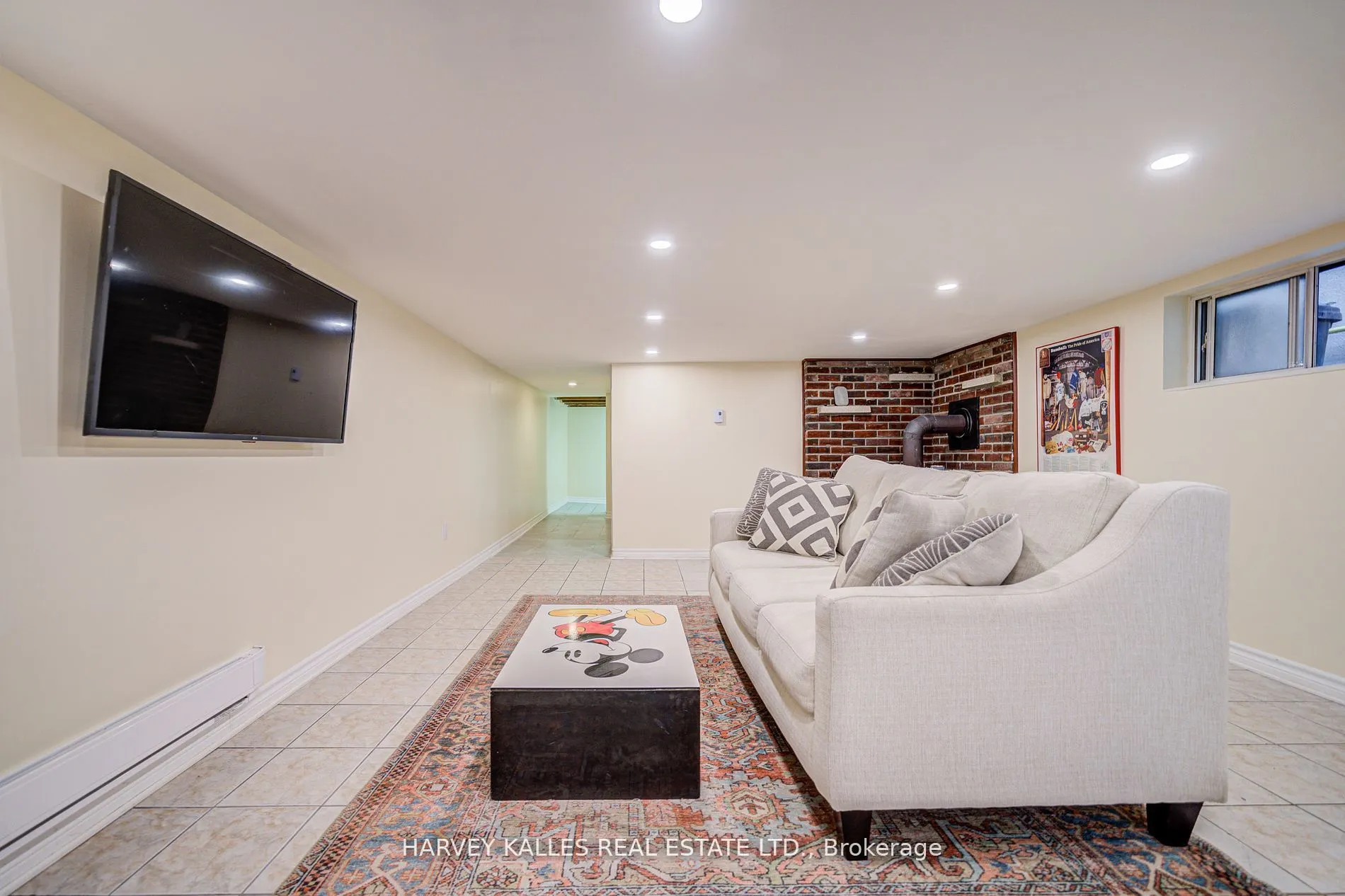 408 Silverthorn Avenue