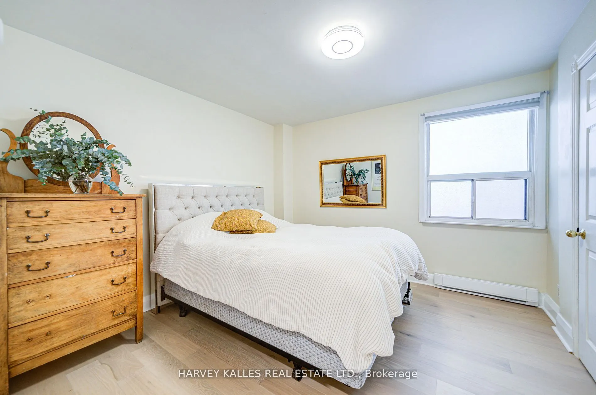 408 Silverthorn Avenue
