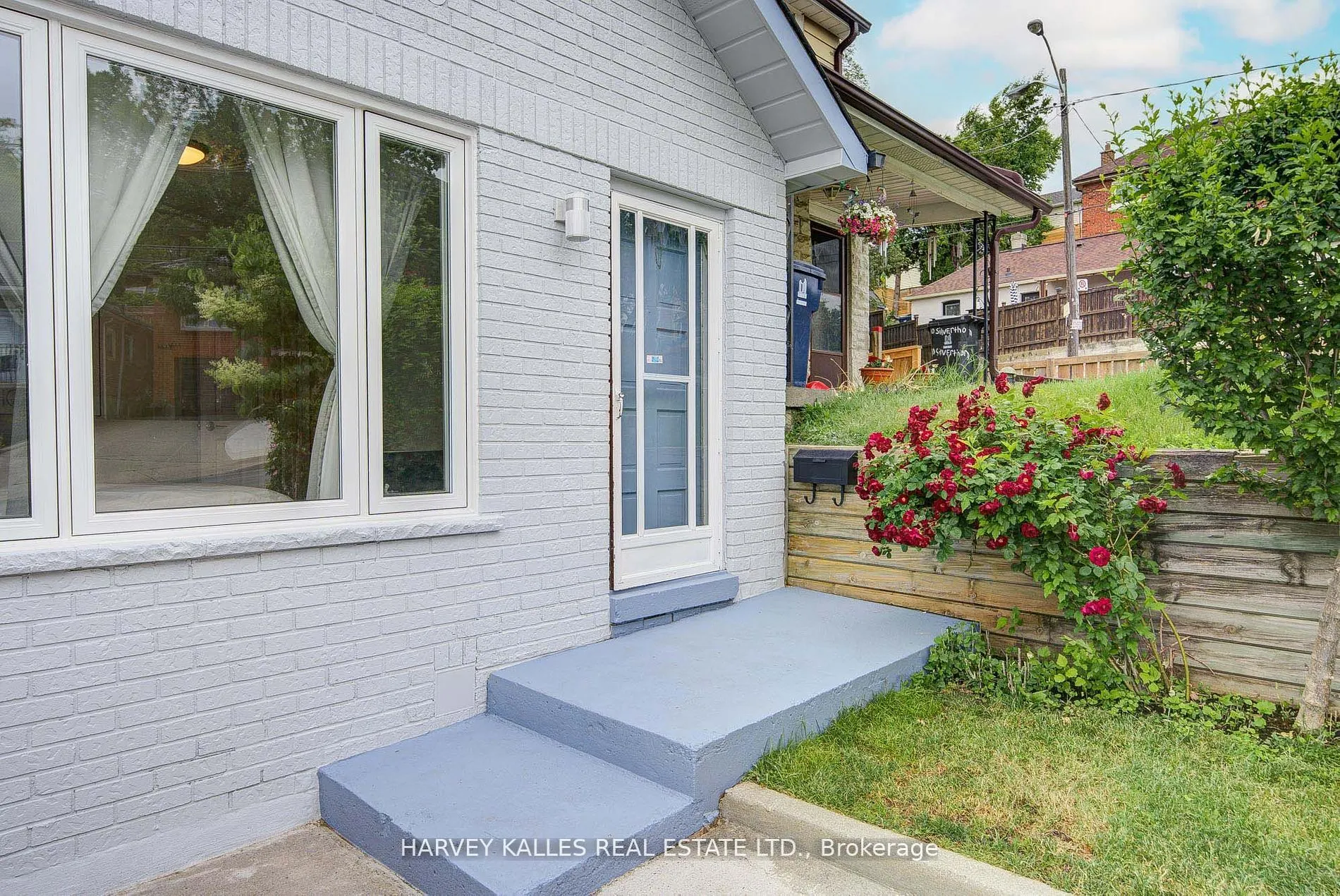 408 Silverthorn Avenue