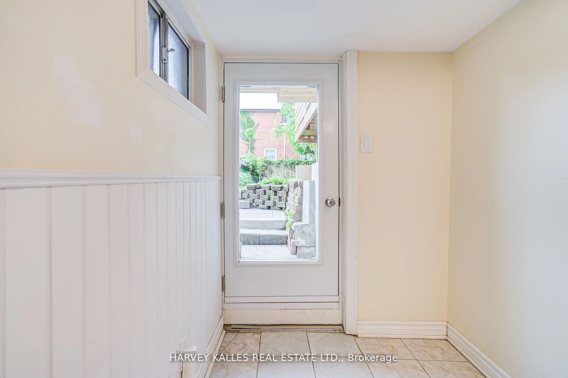 408 Silverthorn Avenue