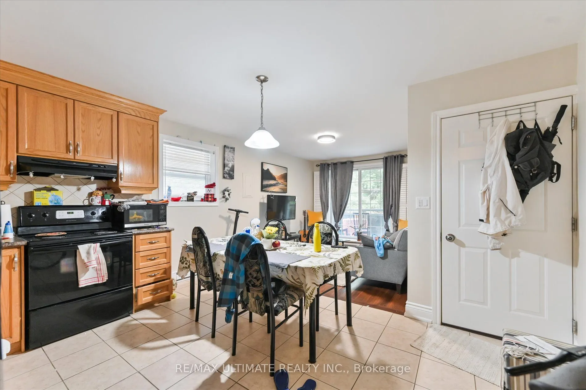 76 Hilldale Road