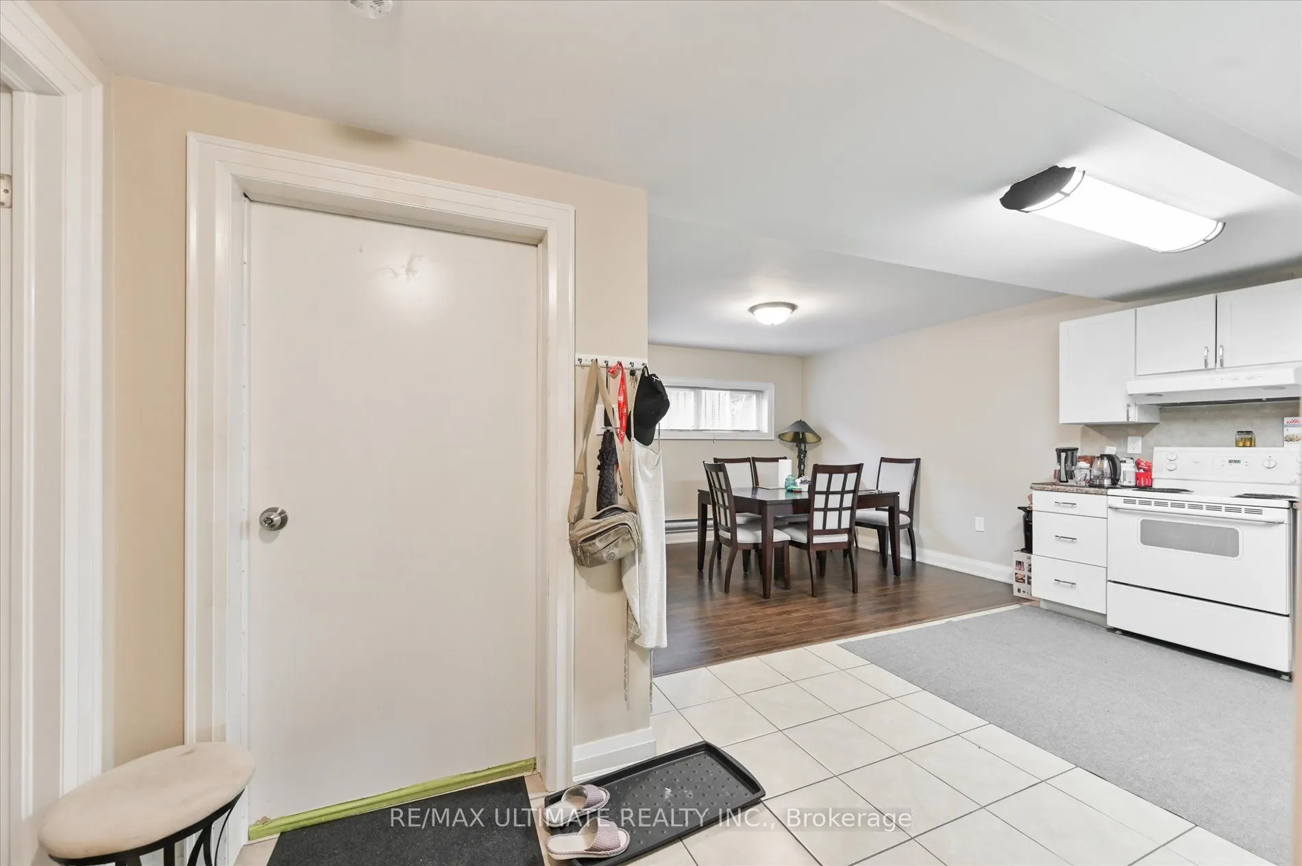 76 Hilldale Road