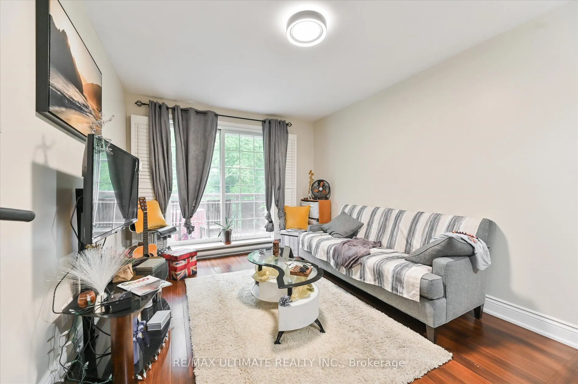 76 Hilldale Road