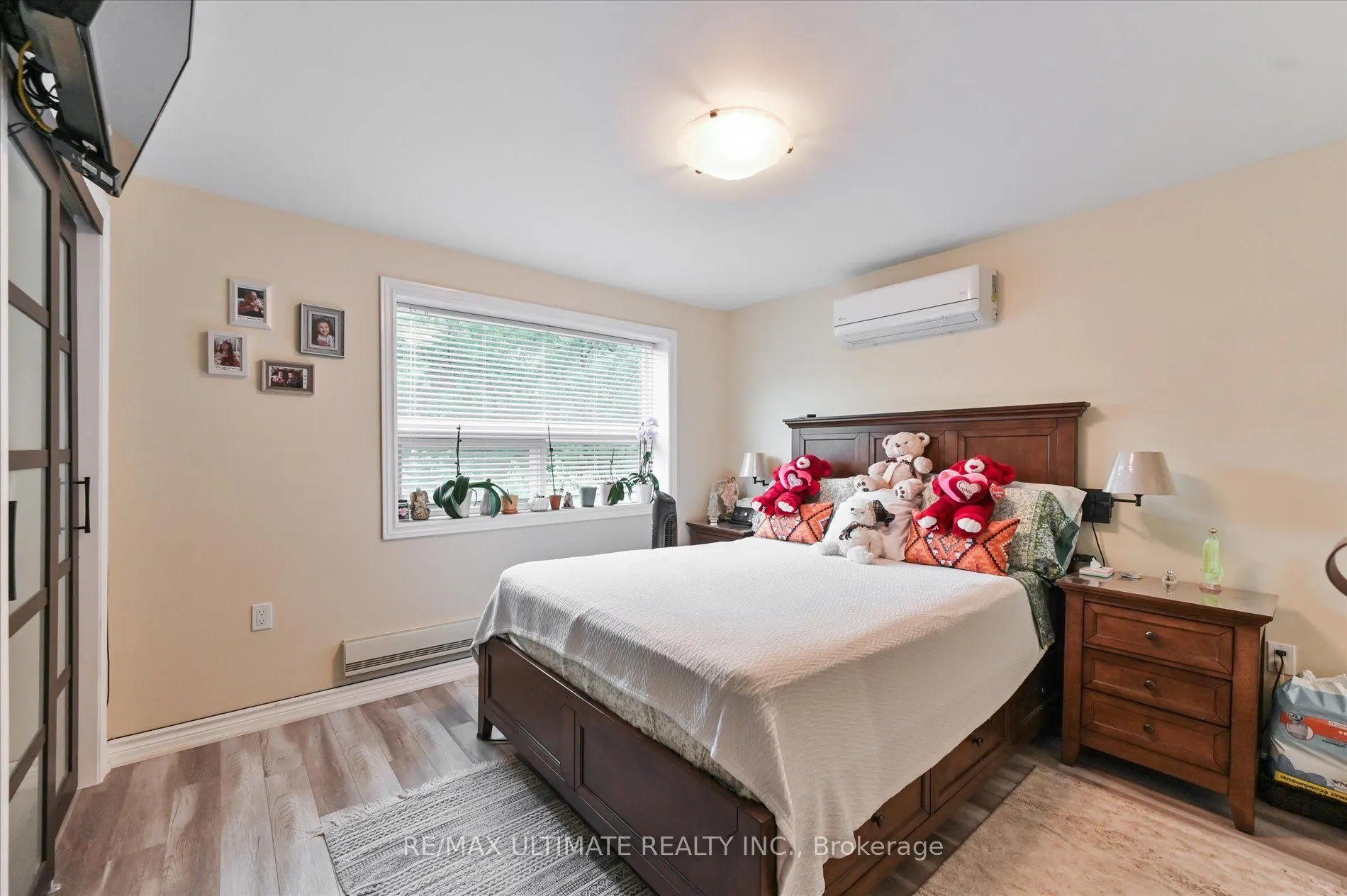 76 Hilldale Road