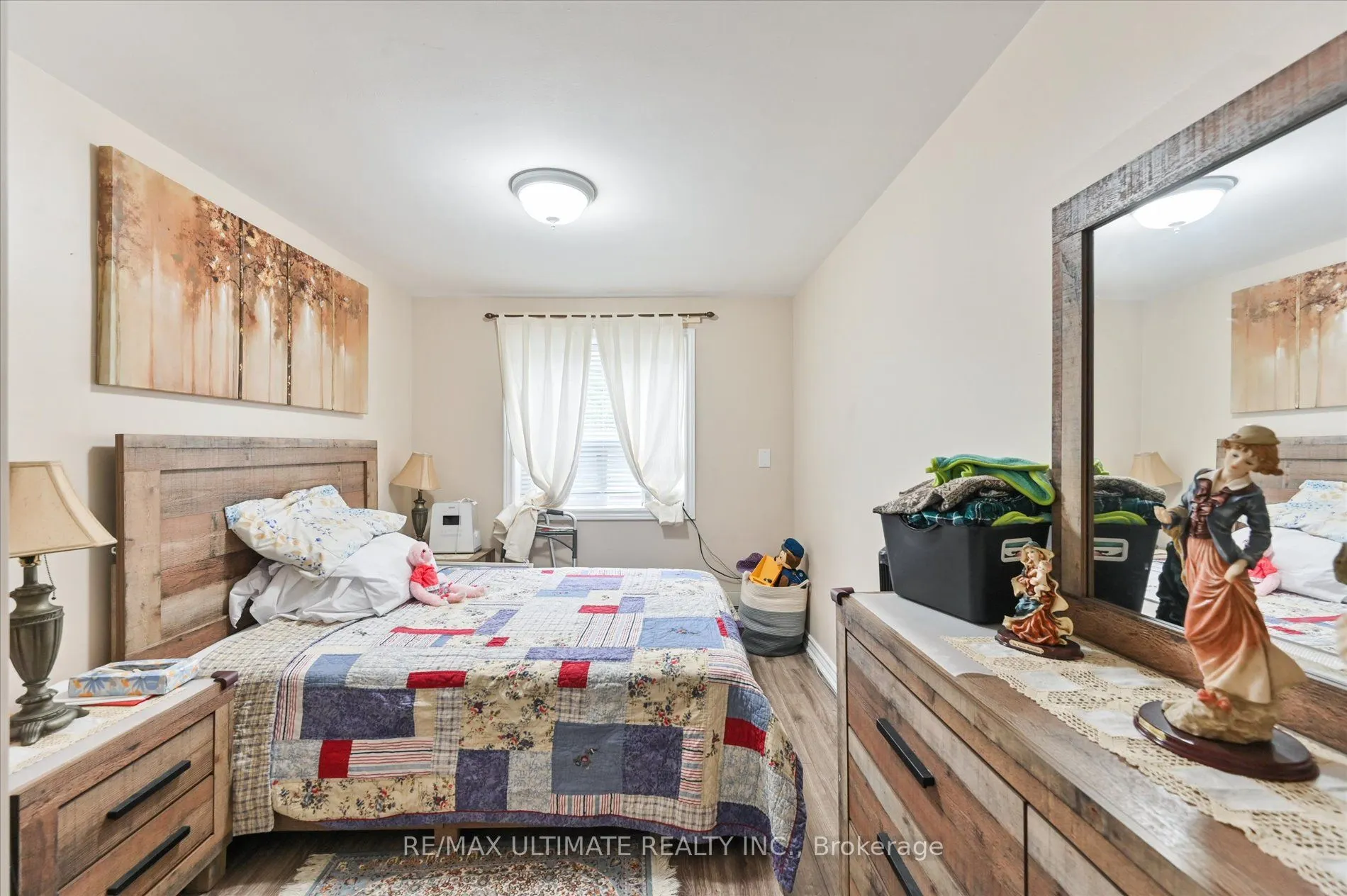 76 Hilldale Road