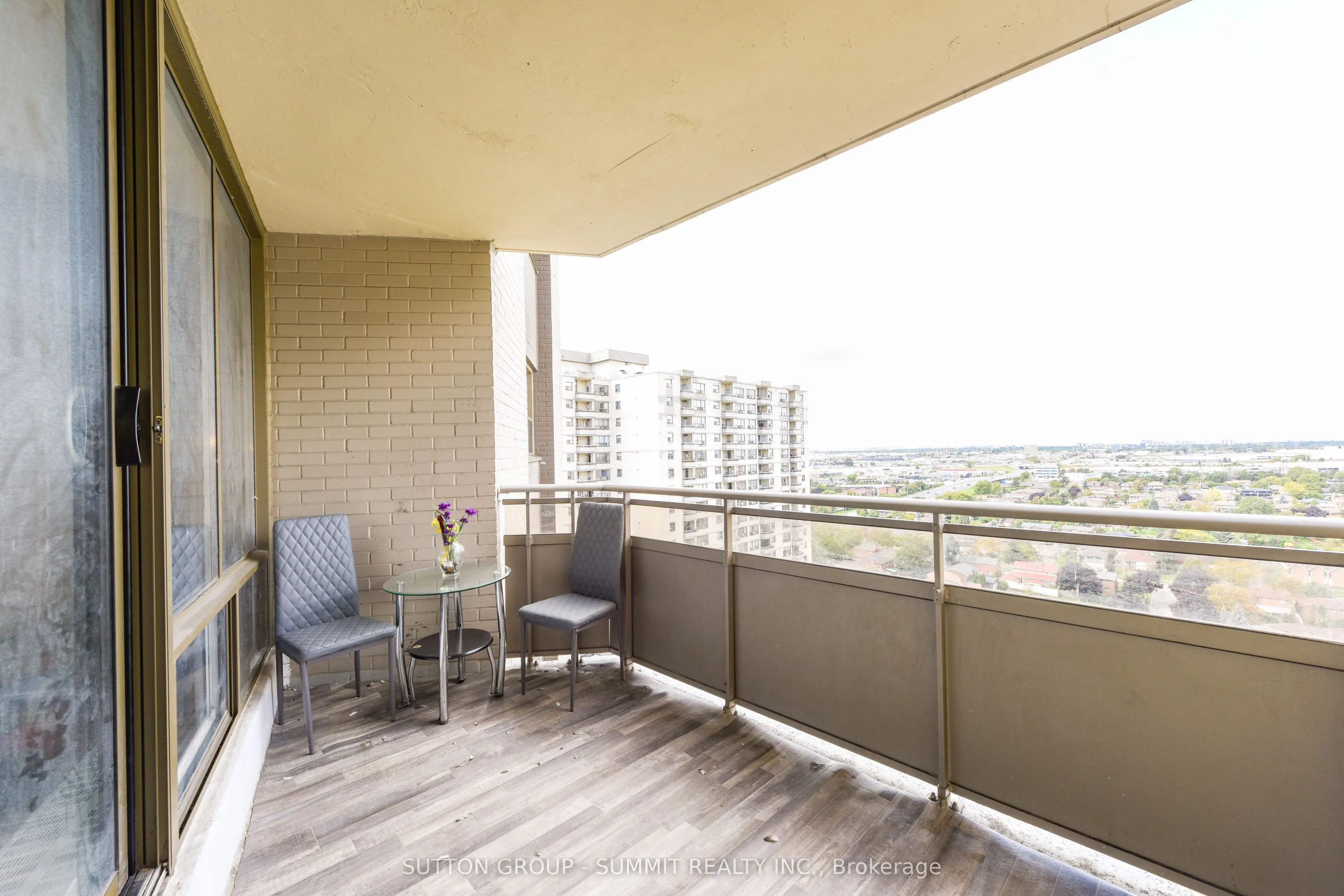 380 Dixon Road, #1902