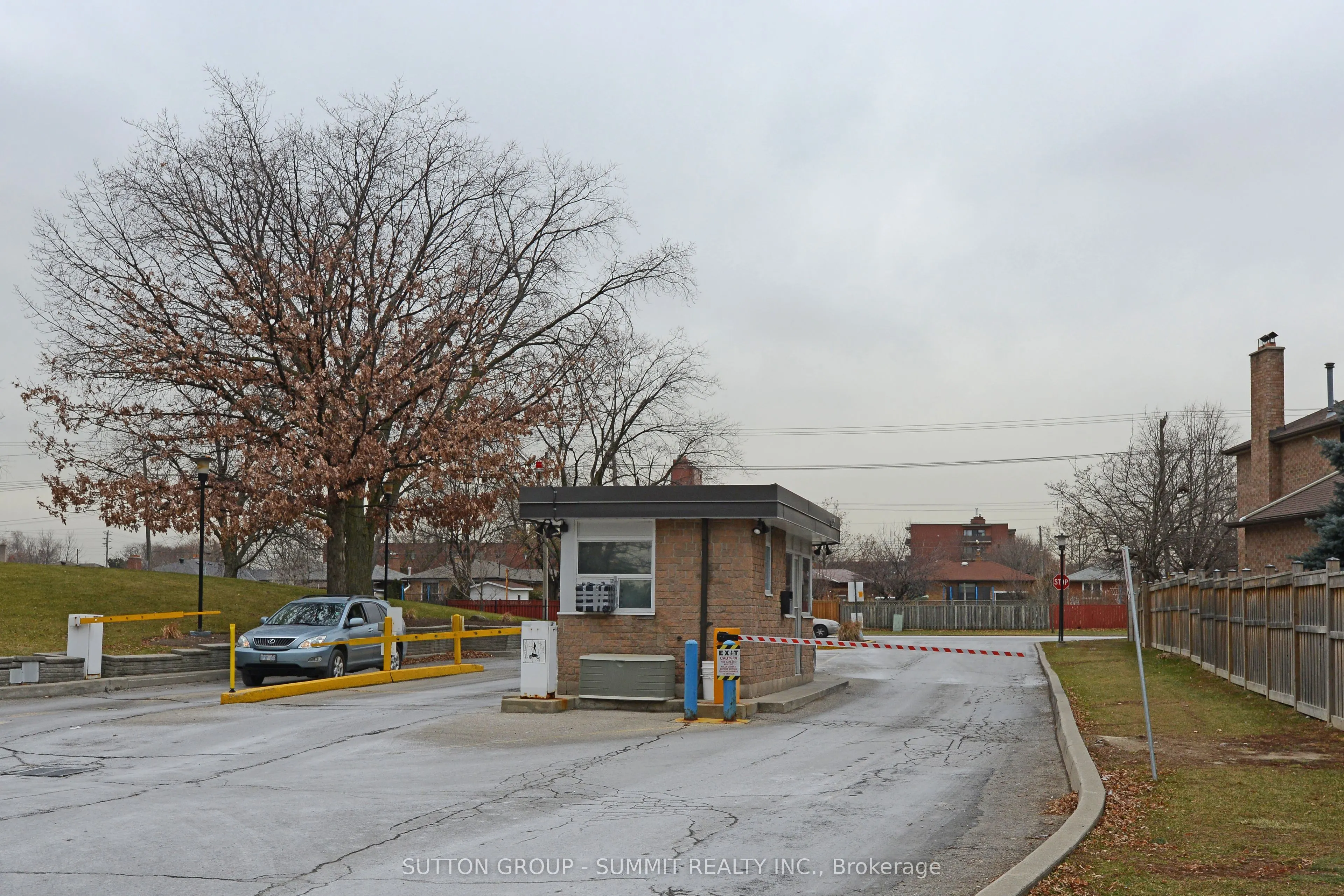 380 Dixon Road, #1902