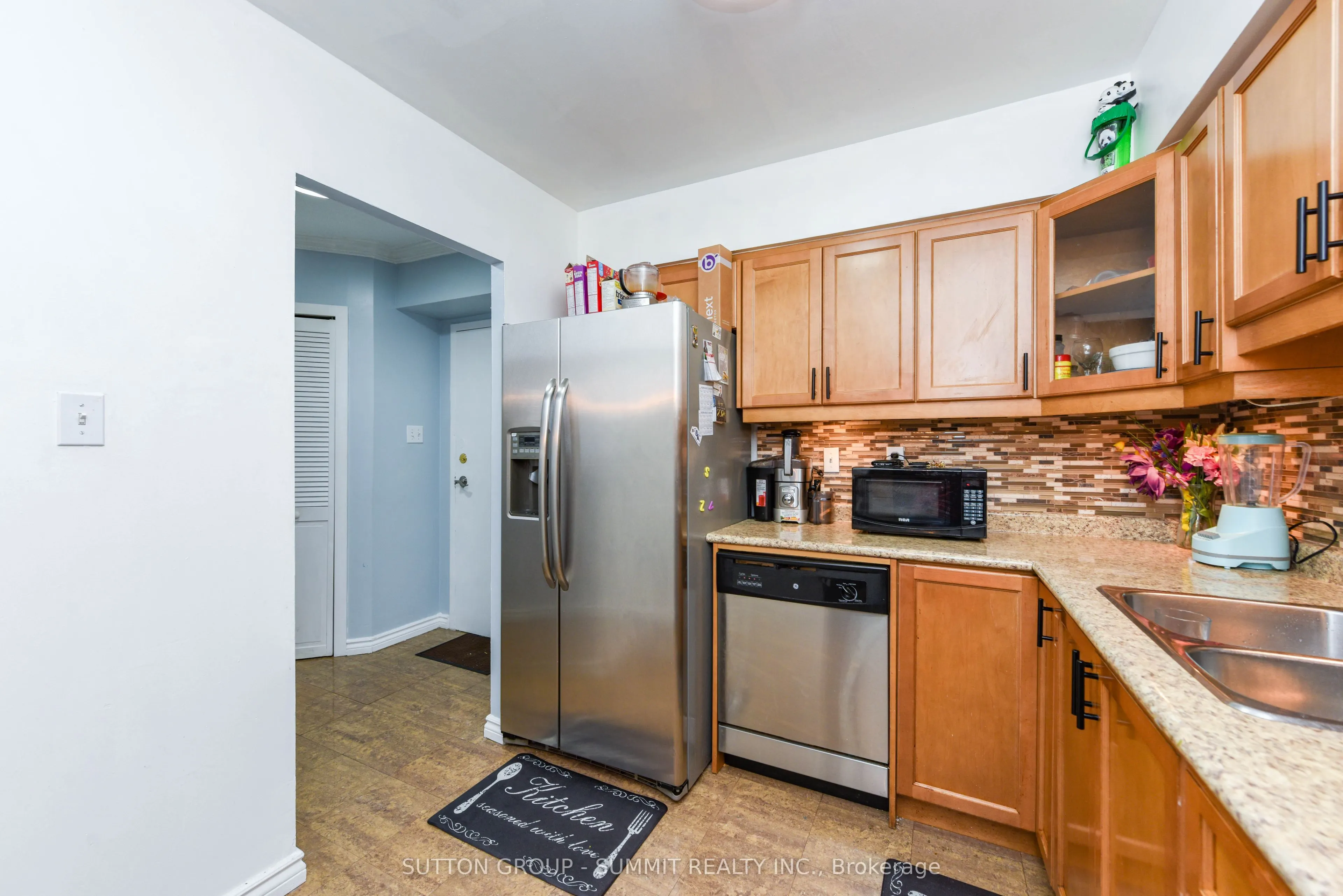 380 Dixon Road, #1902