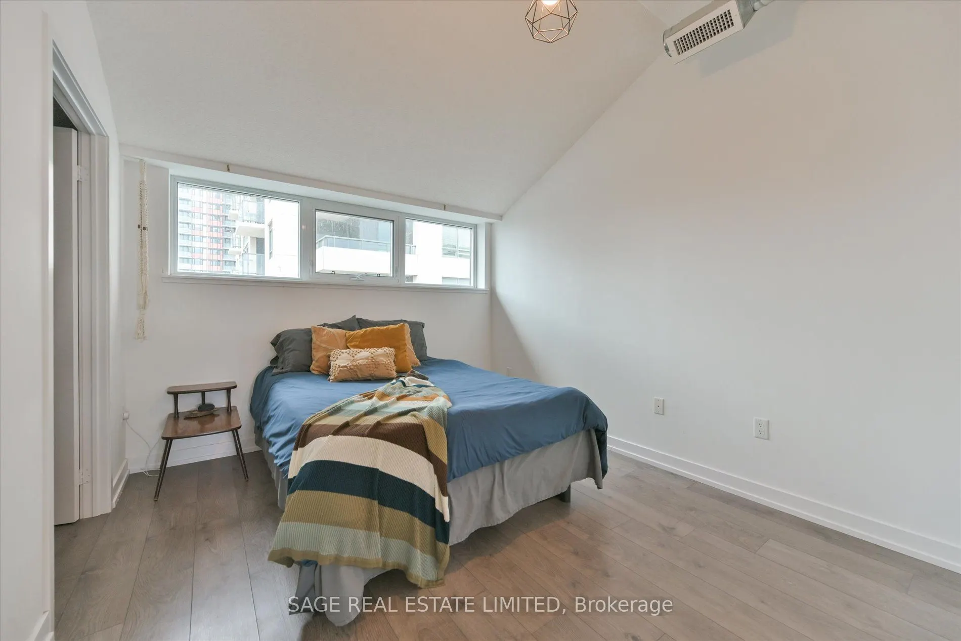 1410 Dupont Street, #415