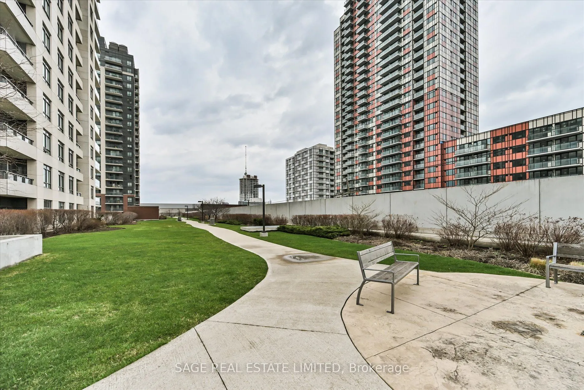 1410 Dupont Street, #415