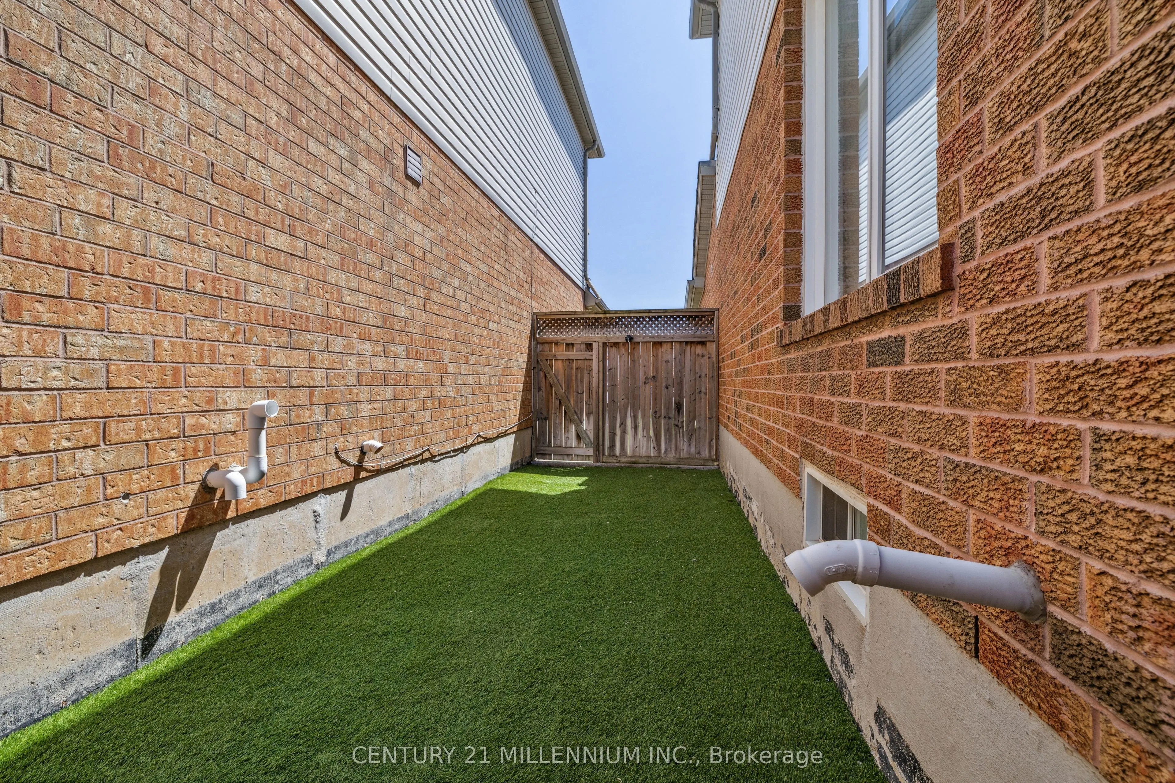 88 Eaton Street