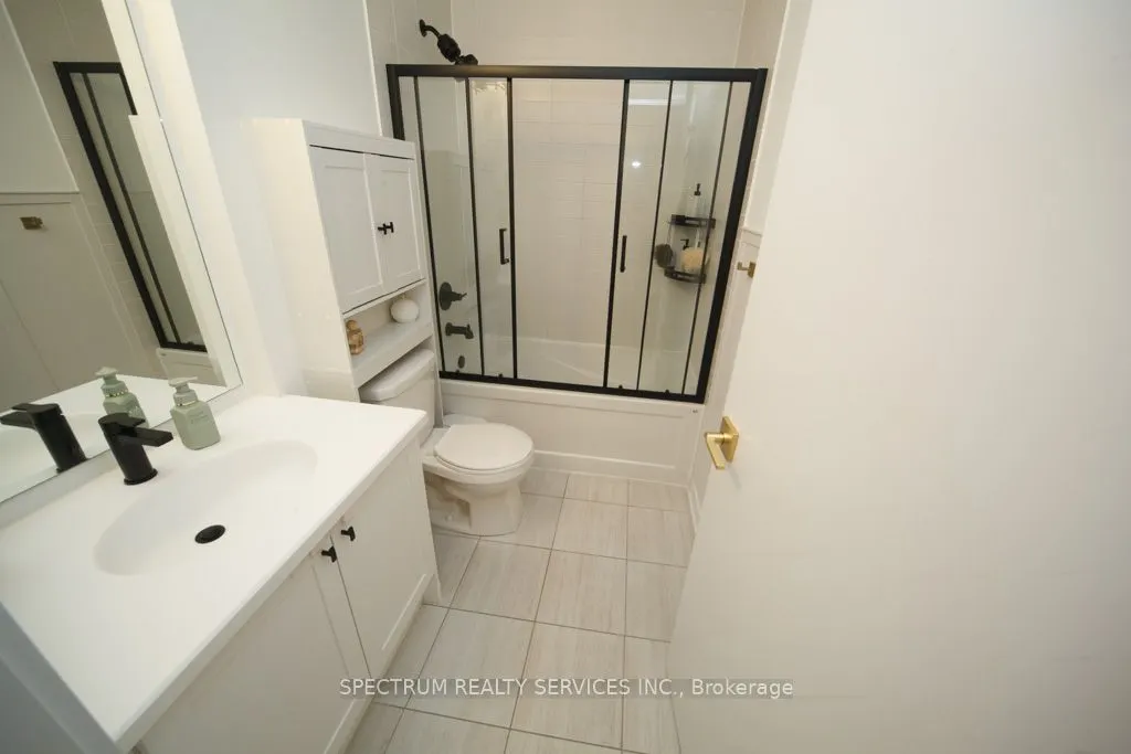 50 Ann Street, #311