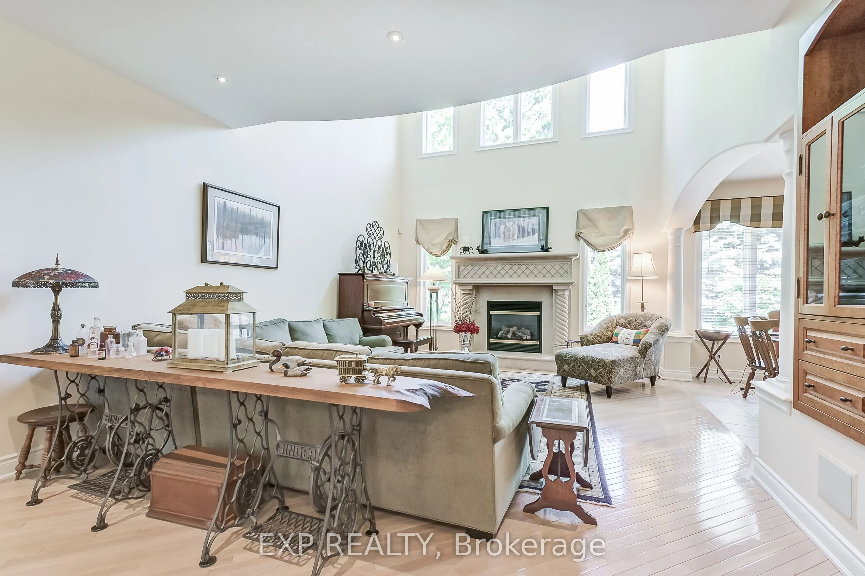 806 Hidden Grove Lane, #25