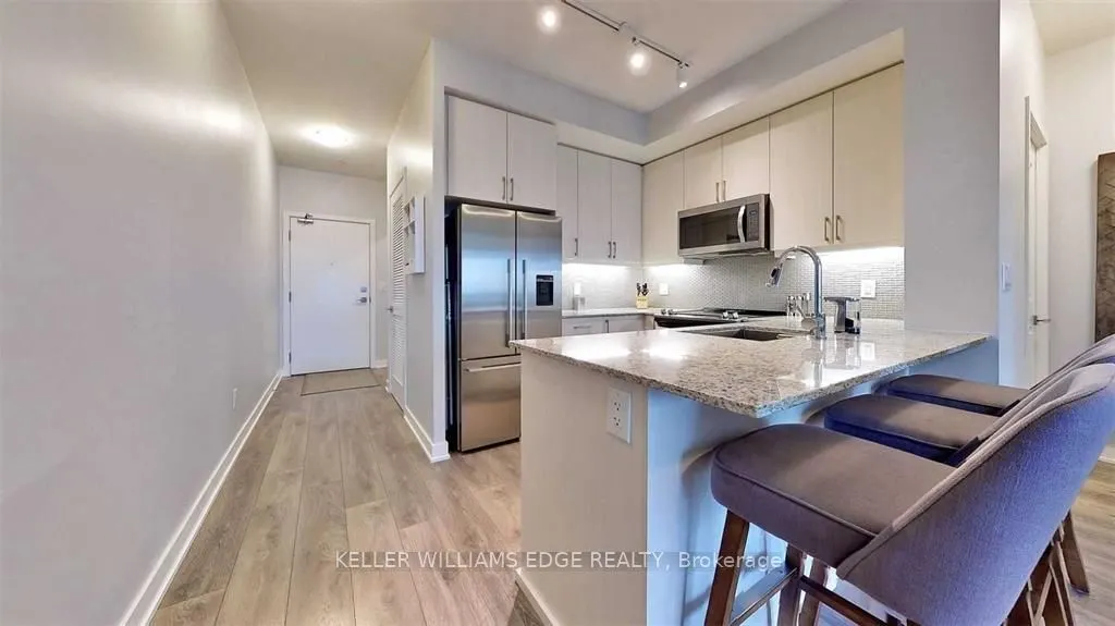 4633 Glen Erin Drive #901