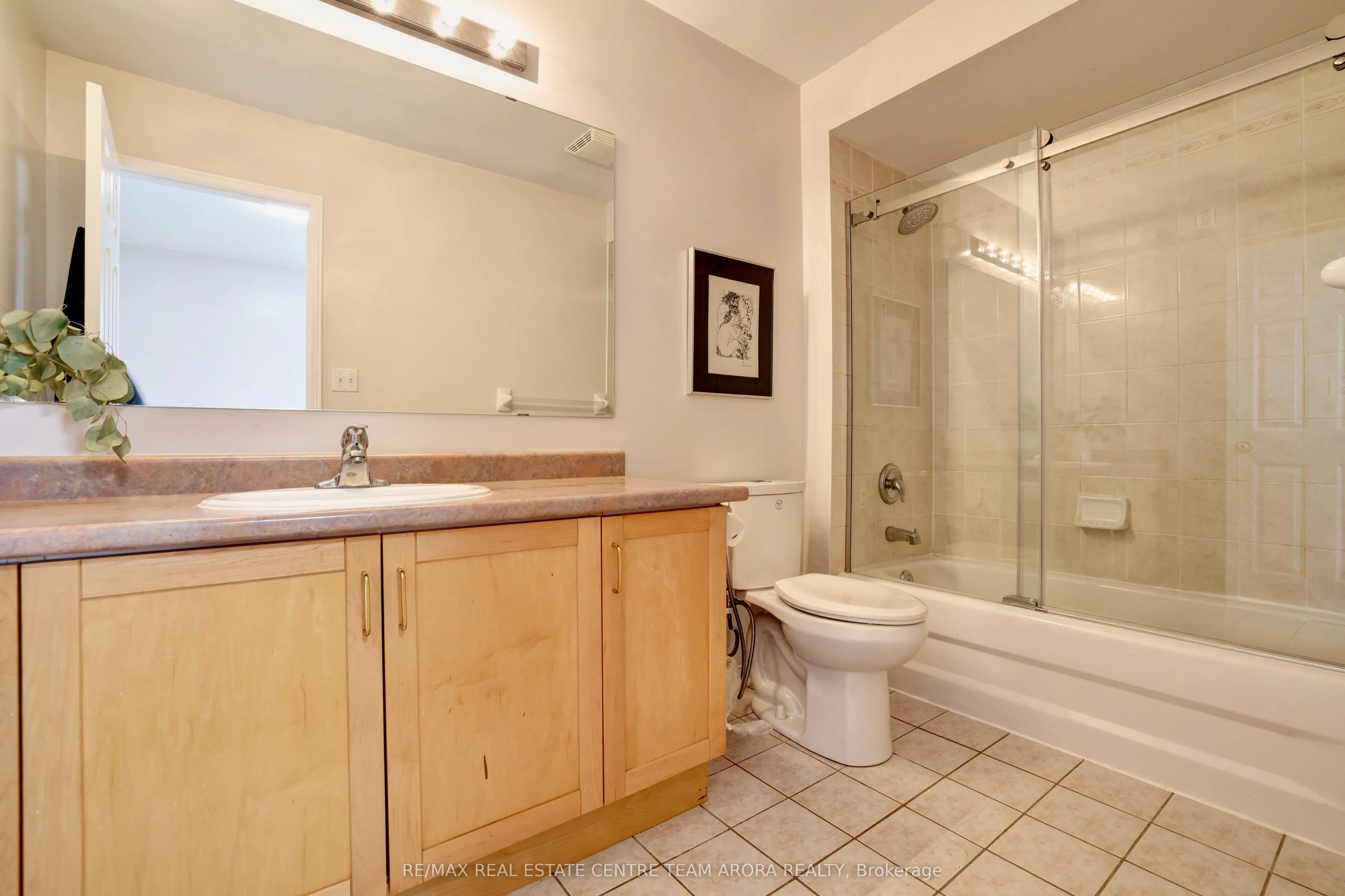 1085 Foxglove Place
