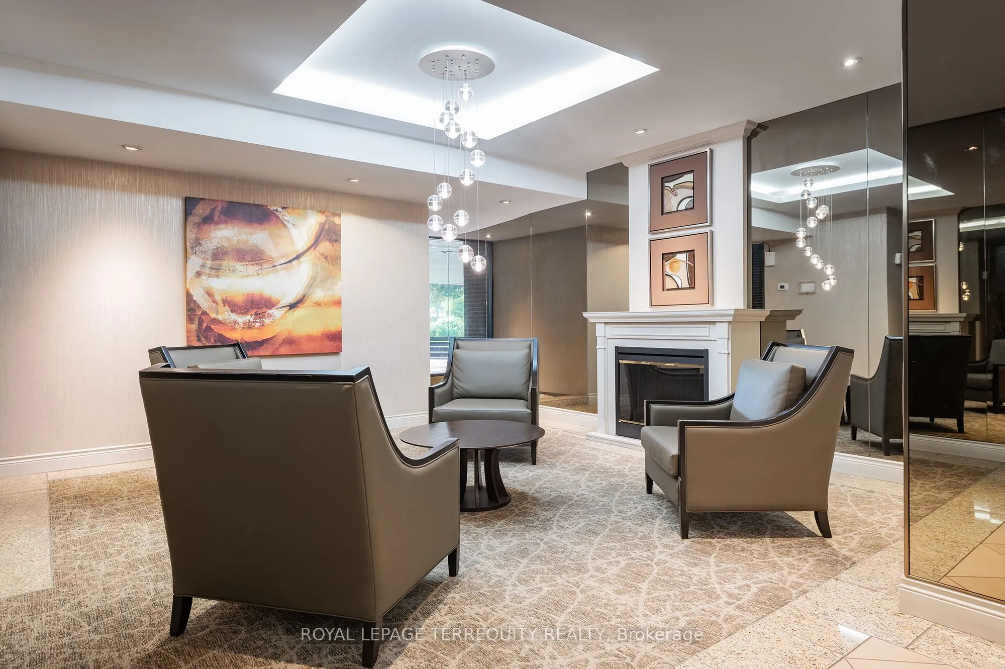 260 Scarlett Road, #1802