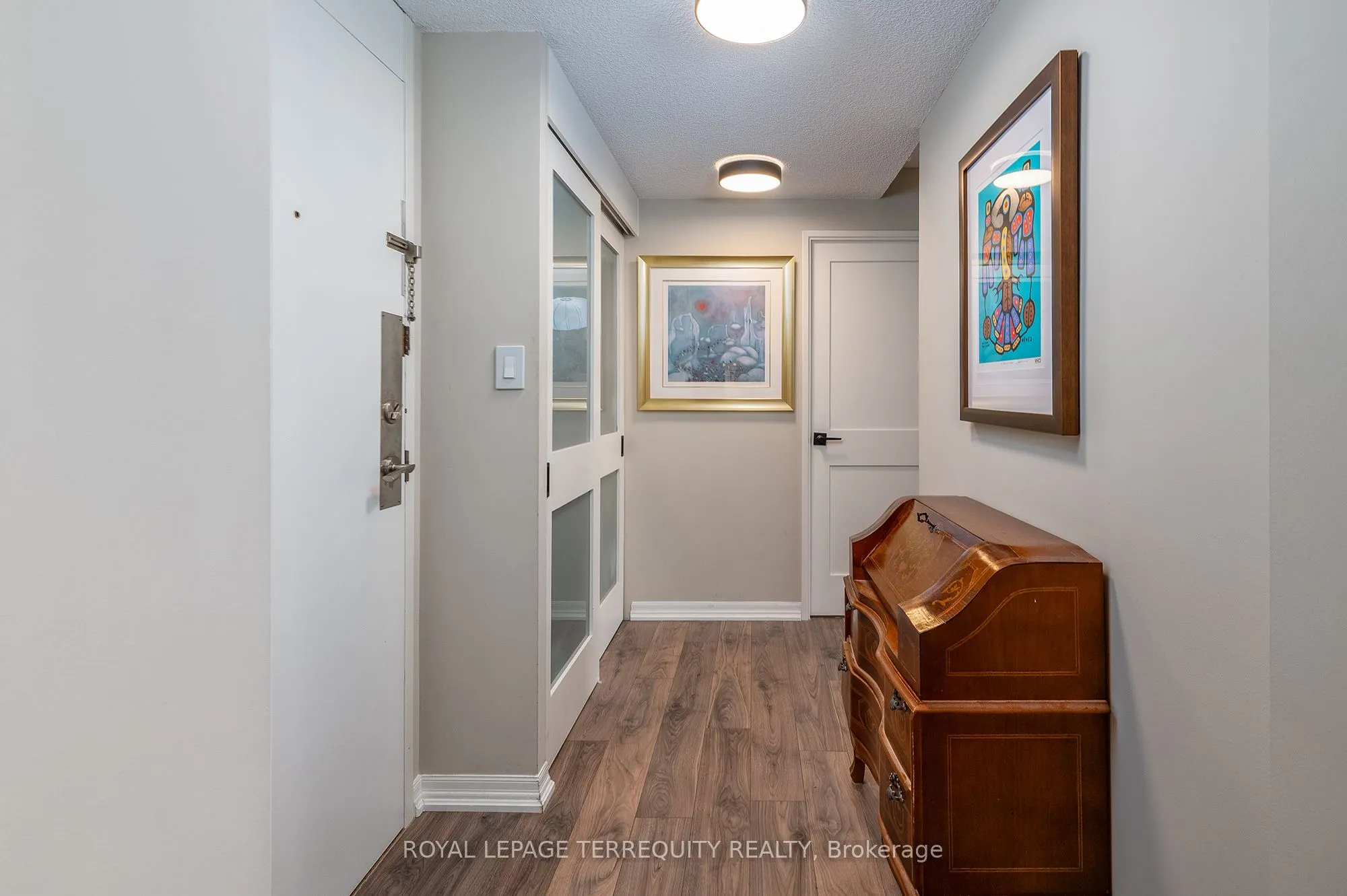 260 Scarlett Road, #1802