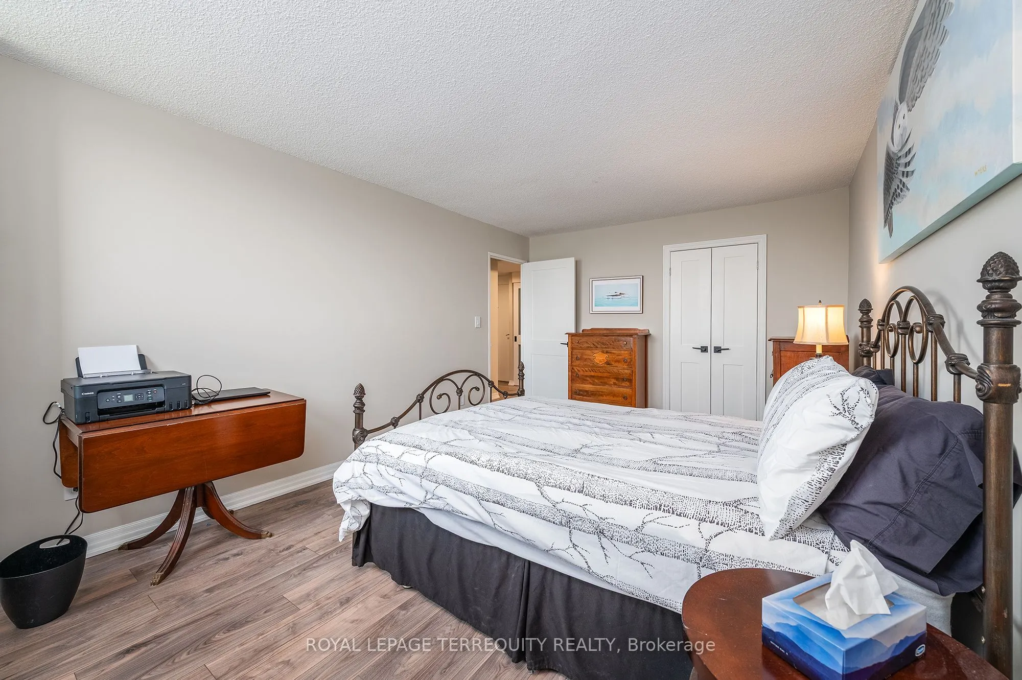 260 Scarlett Road, #1802