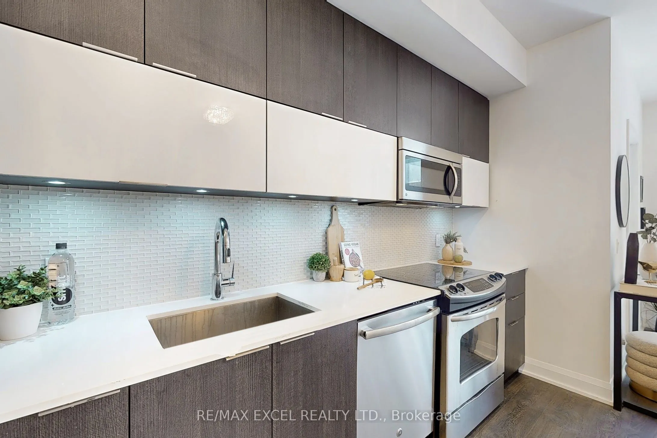 56 Annie Craig Drive, #312