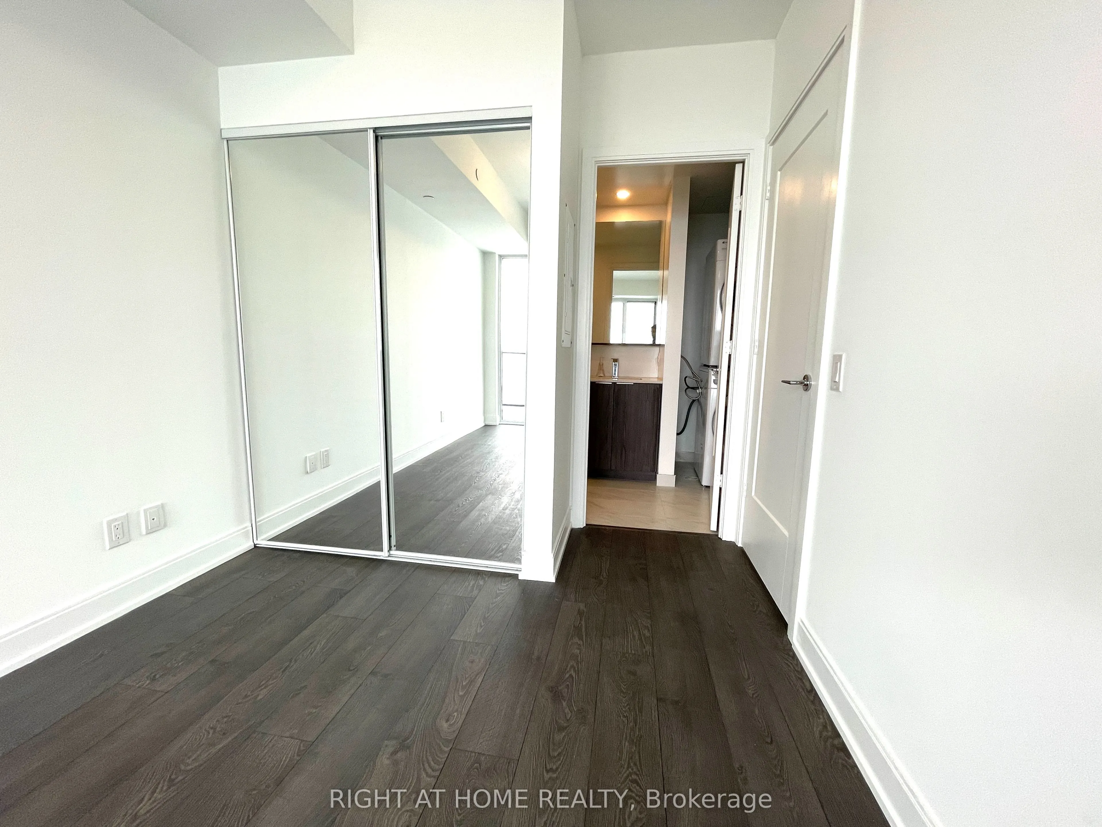 70 ANNIE CRAIG Drive, #2609