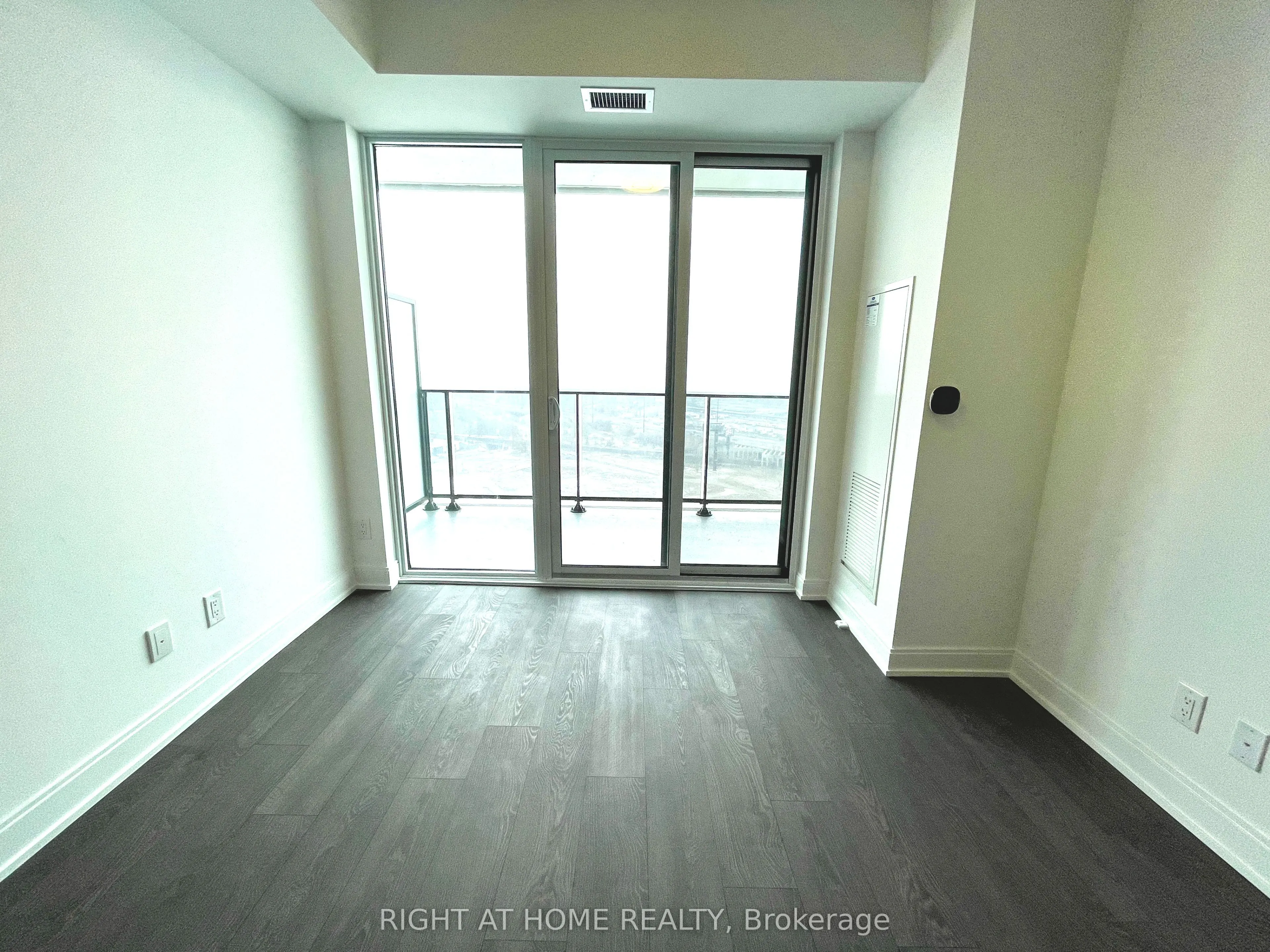 70 ANNIE CRAIG Drive, #2609