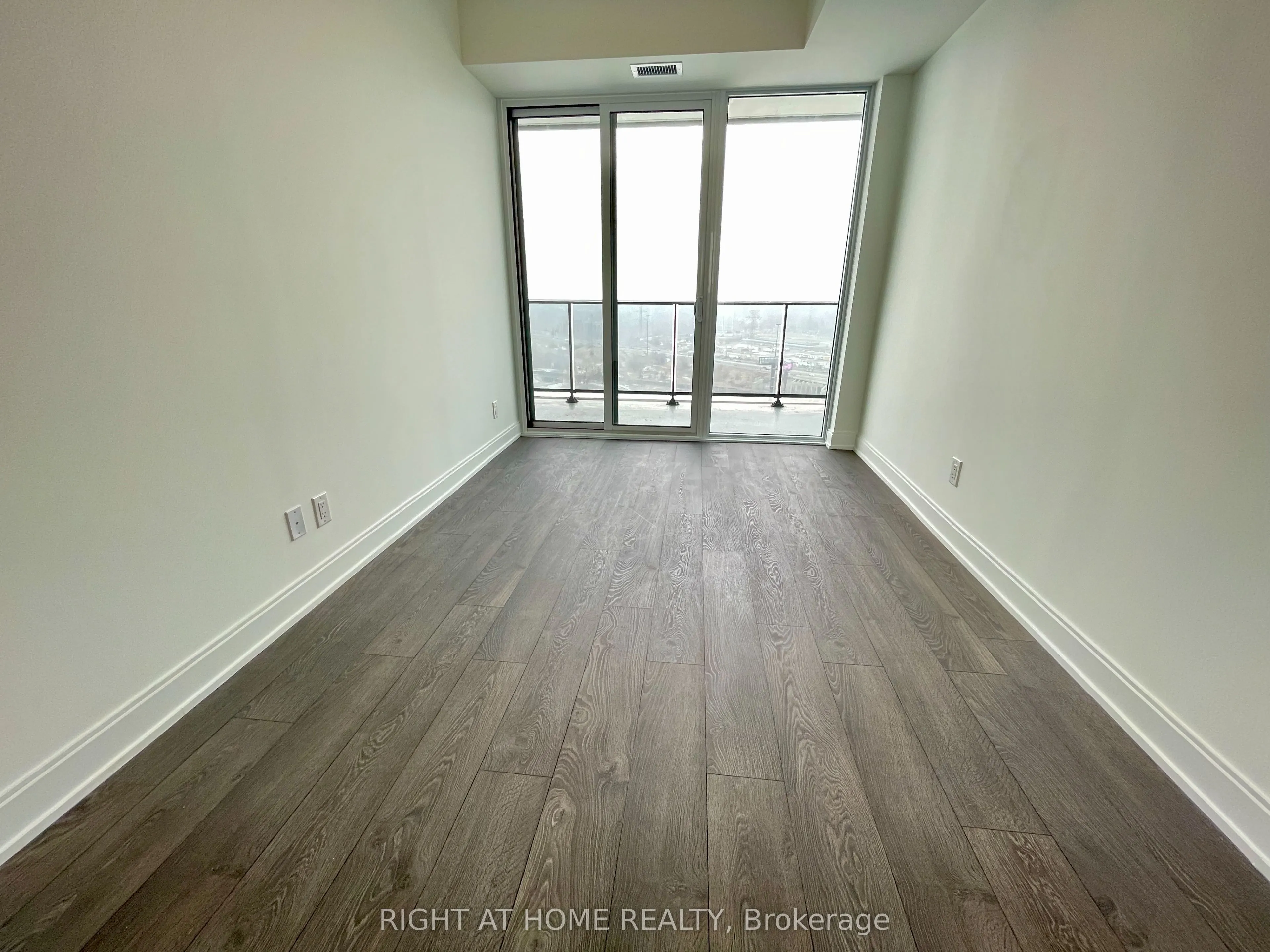 70 ANNIE CRAIG Drive, #2609