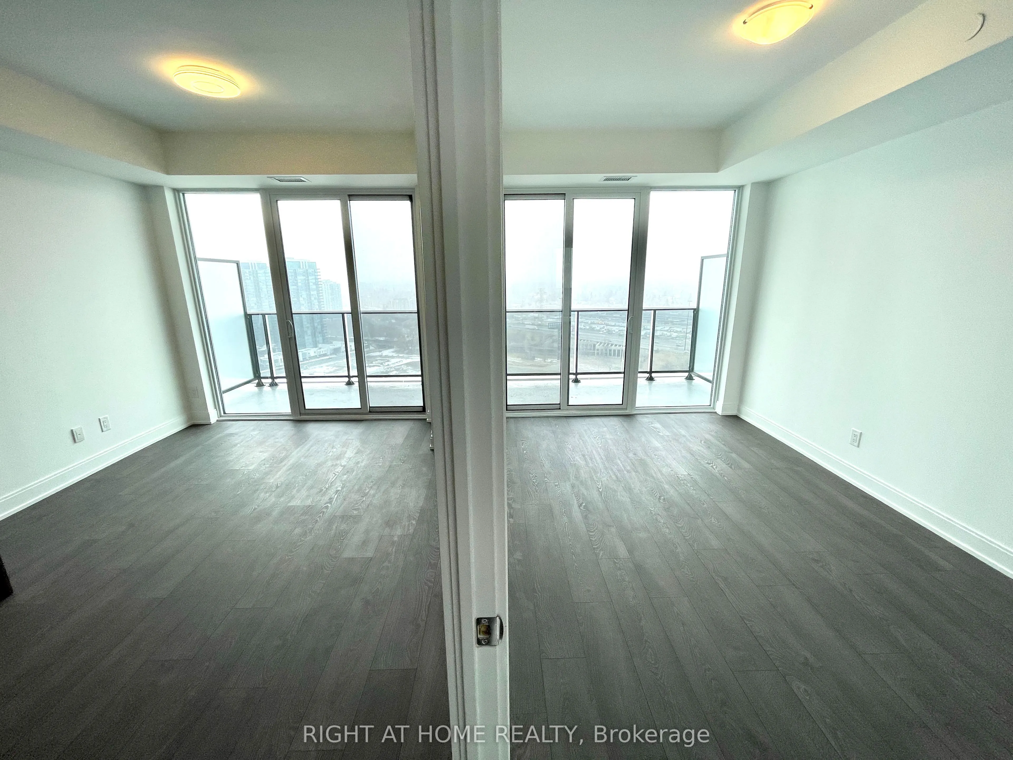 70 ANNIE CRAIG Drive, #2609