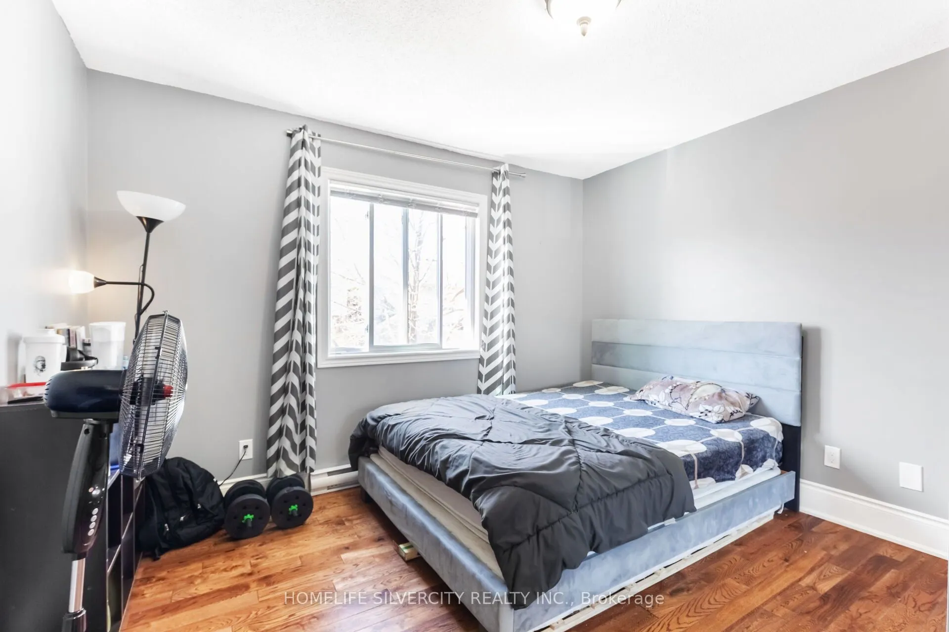 90 Lawrence Avenue, #96