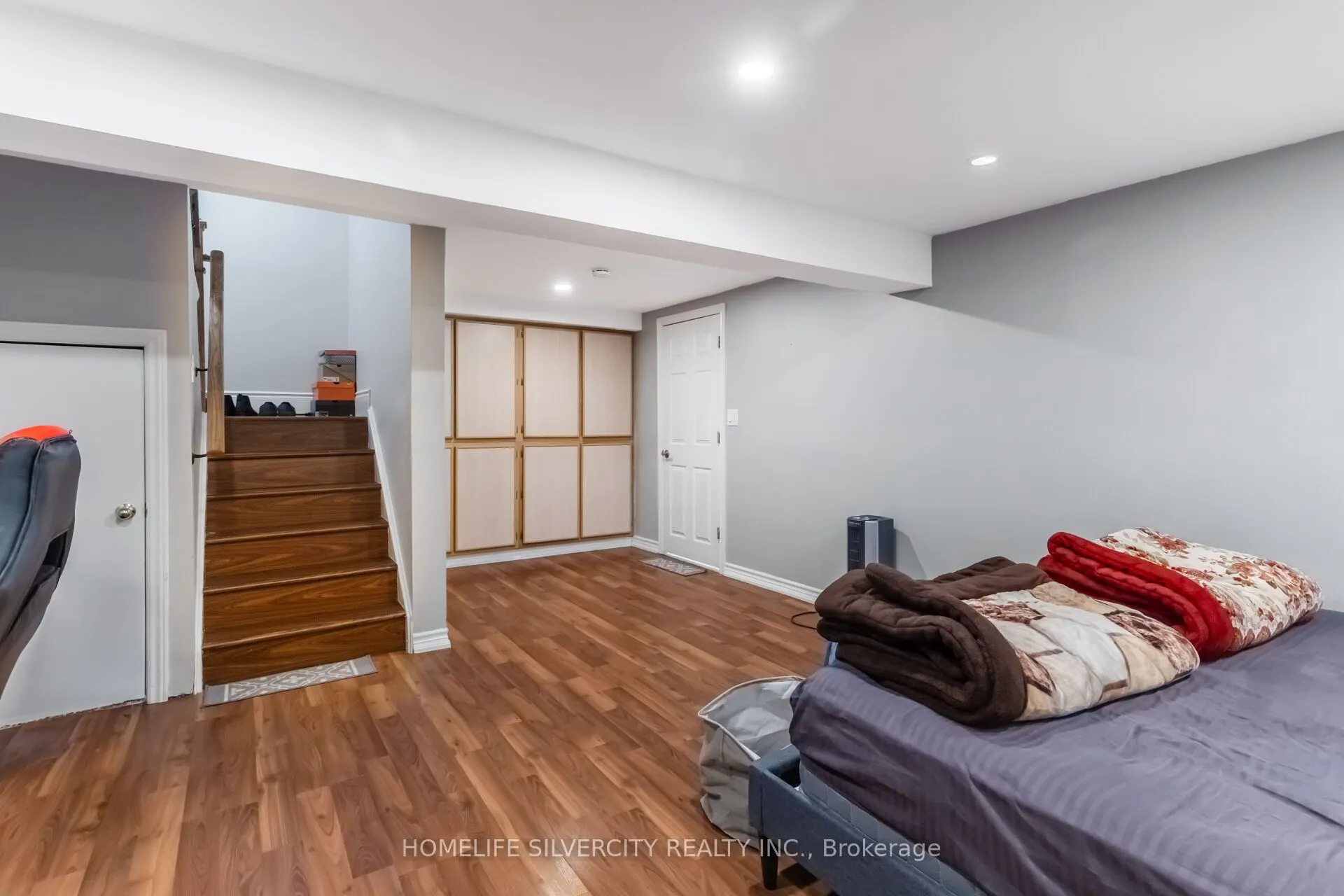 90 Lawrence Avenue, #96