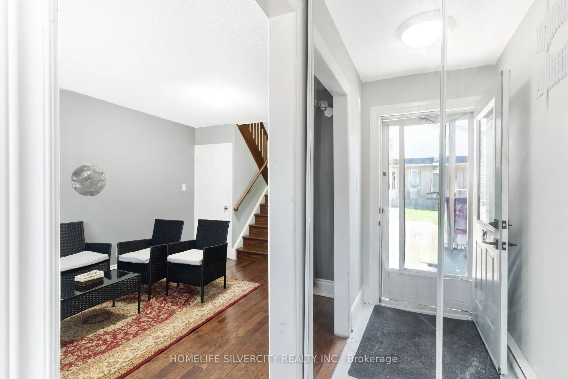 90 Lawrence Avenue, #96