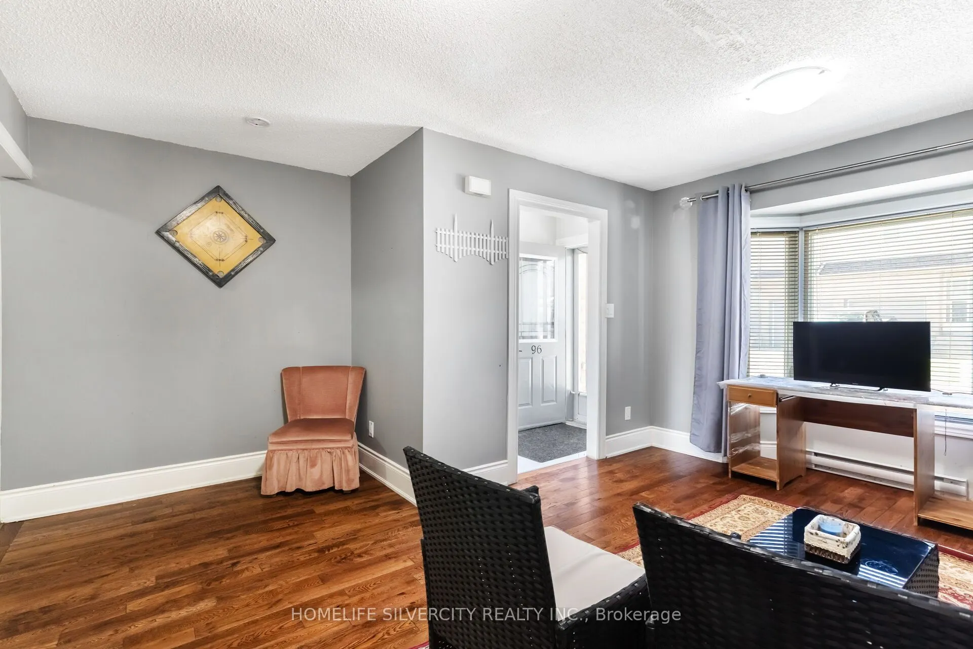 90 Lawrence Avenue, #96