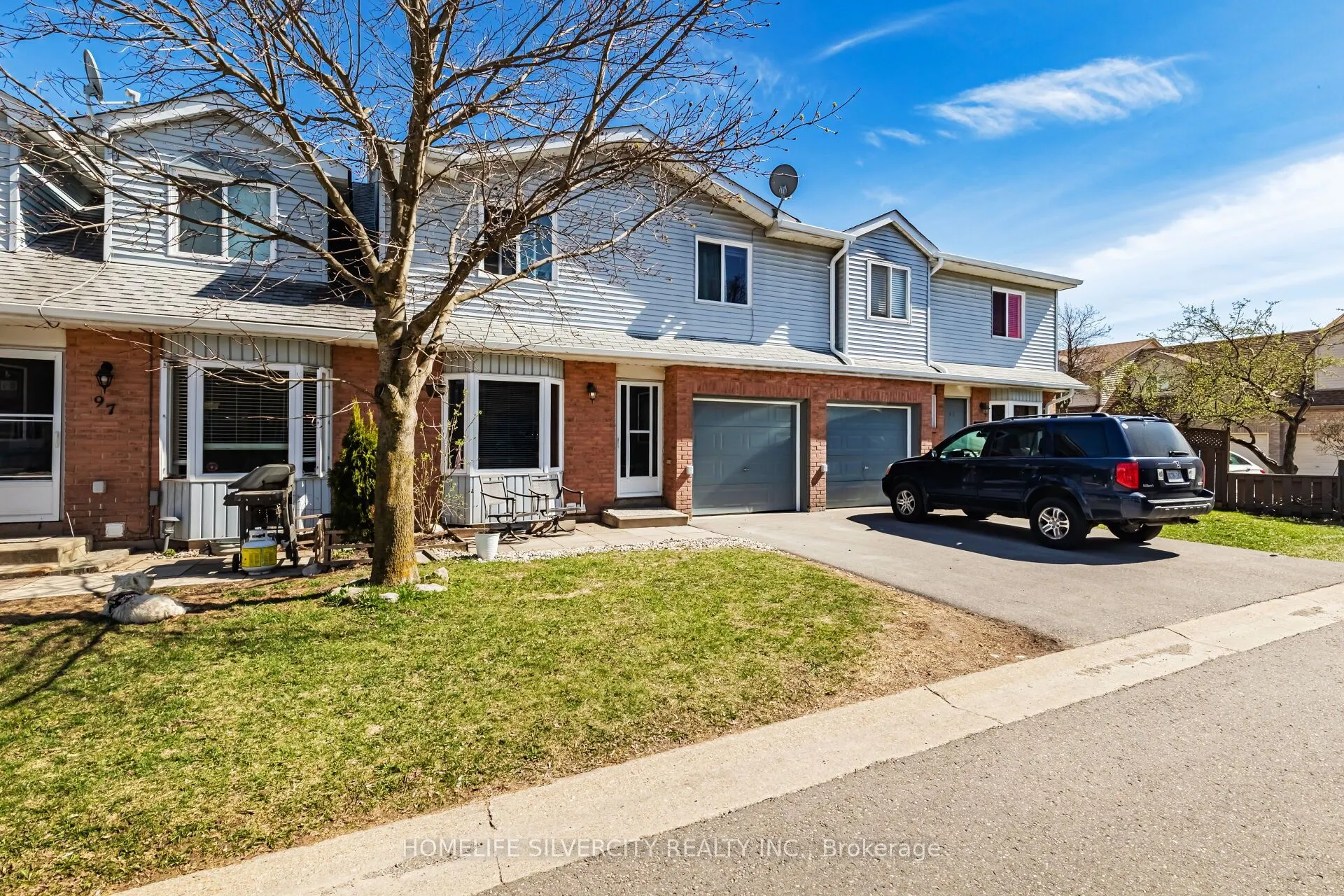 90 Lawrence Avenue, #96