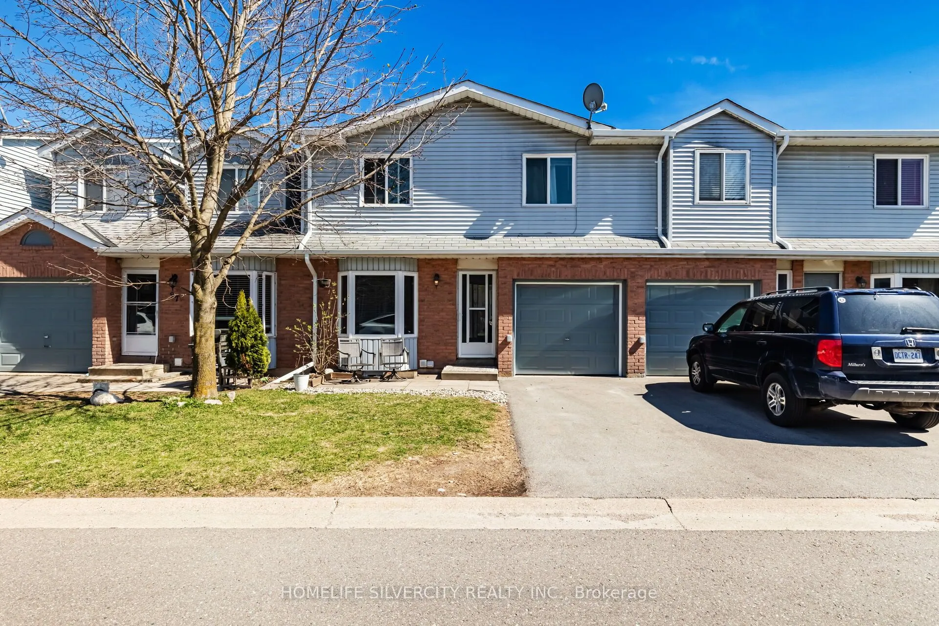 90 Lawrence Avenue, #96