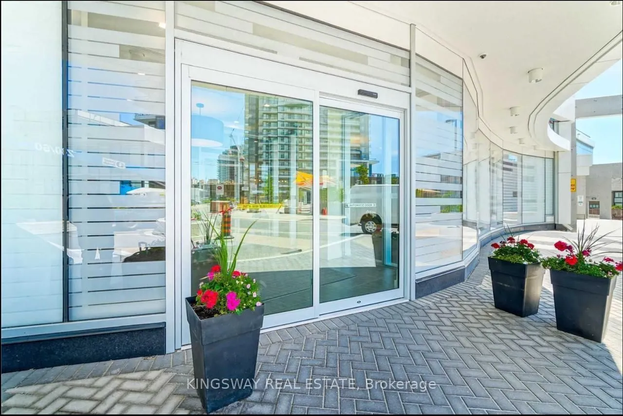 2520 Eglinton Ave West Avenue W, #1005