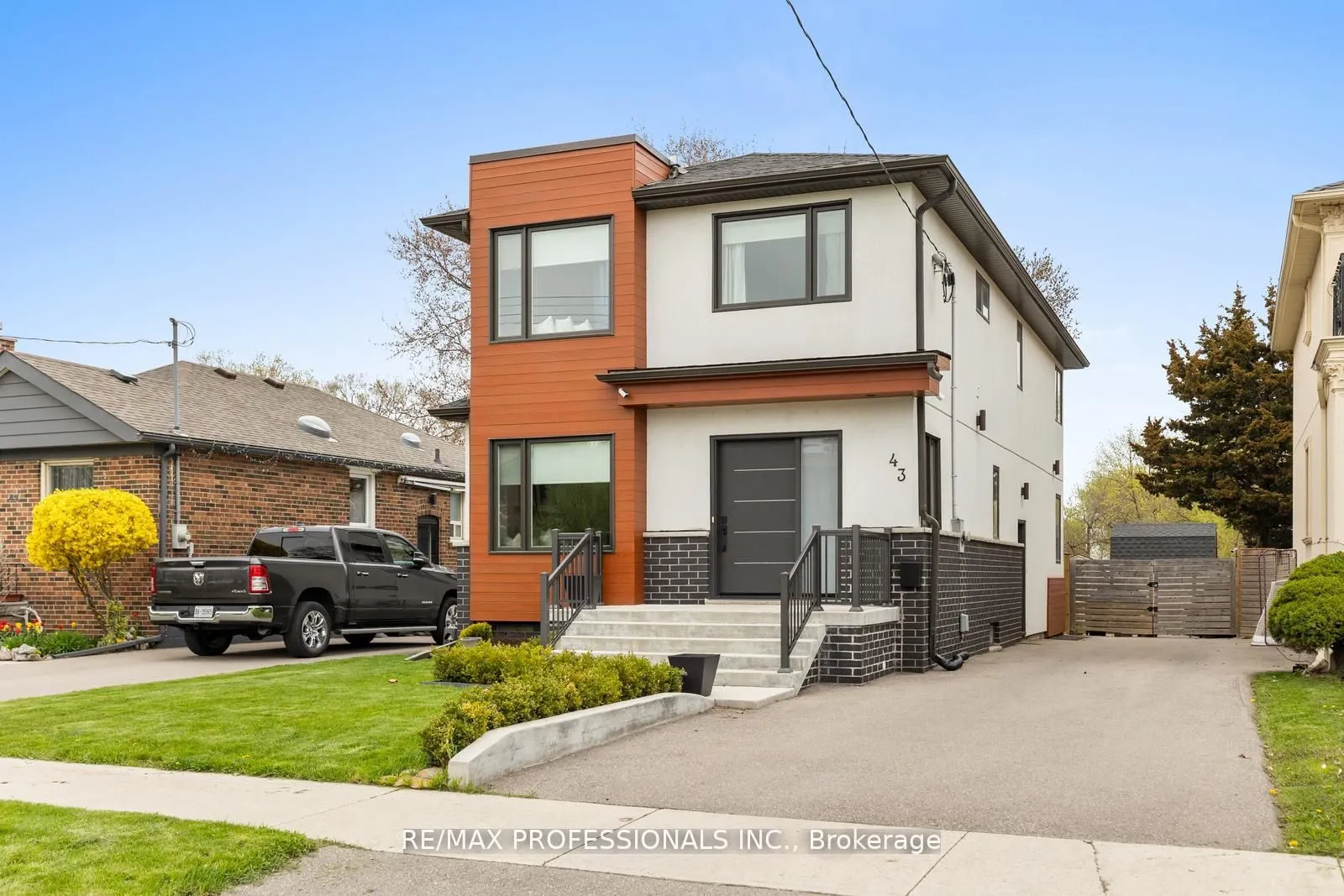 43 Bellman Avenue