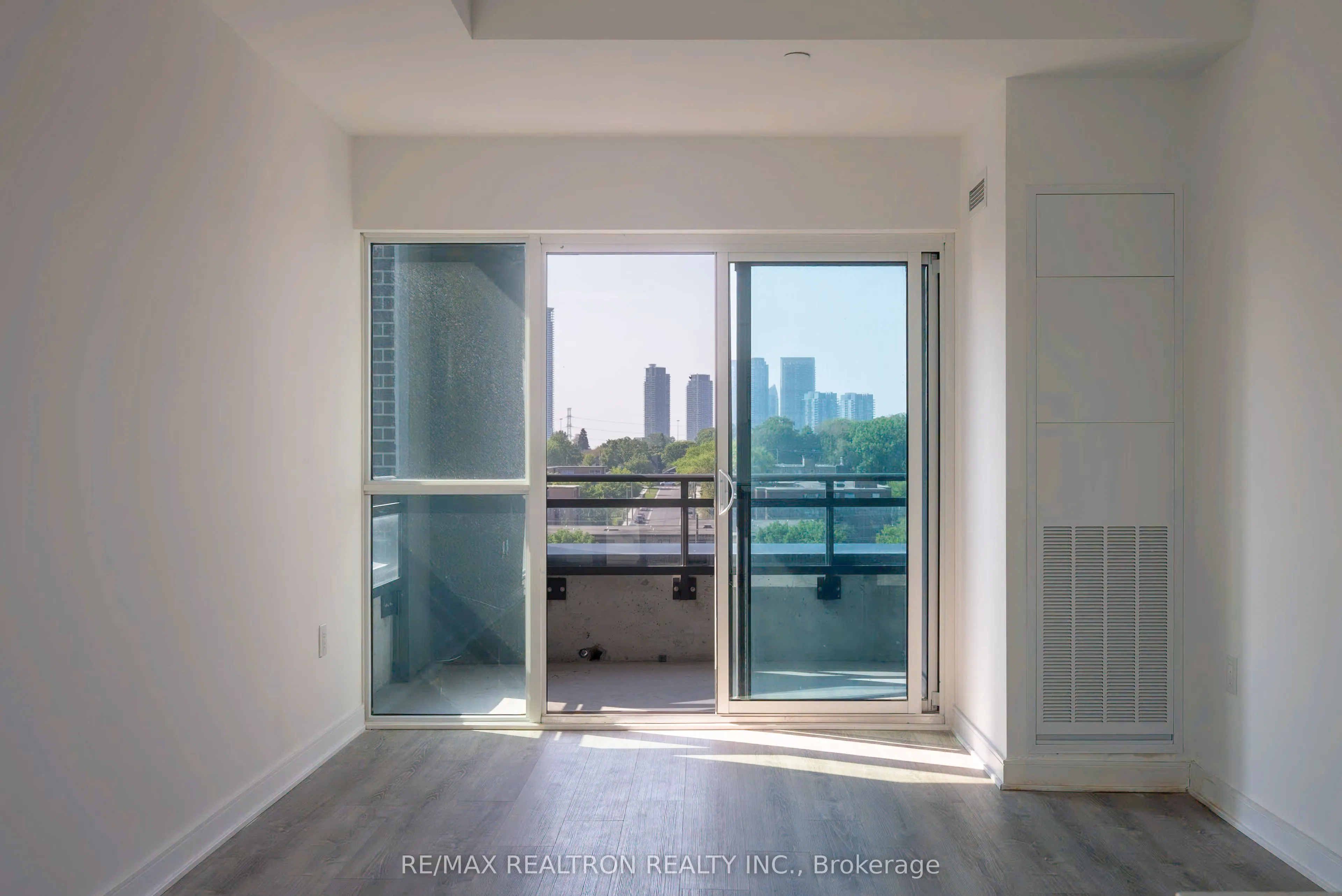 25 Neighbourhood Lane, #714