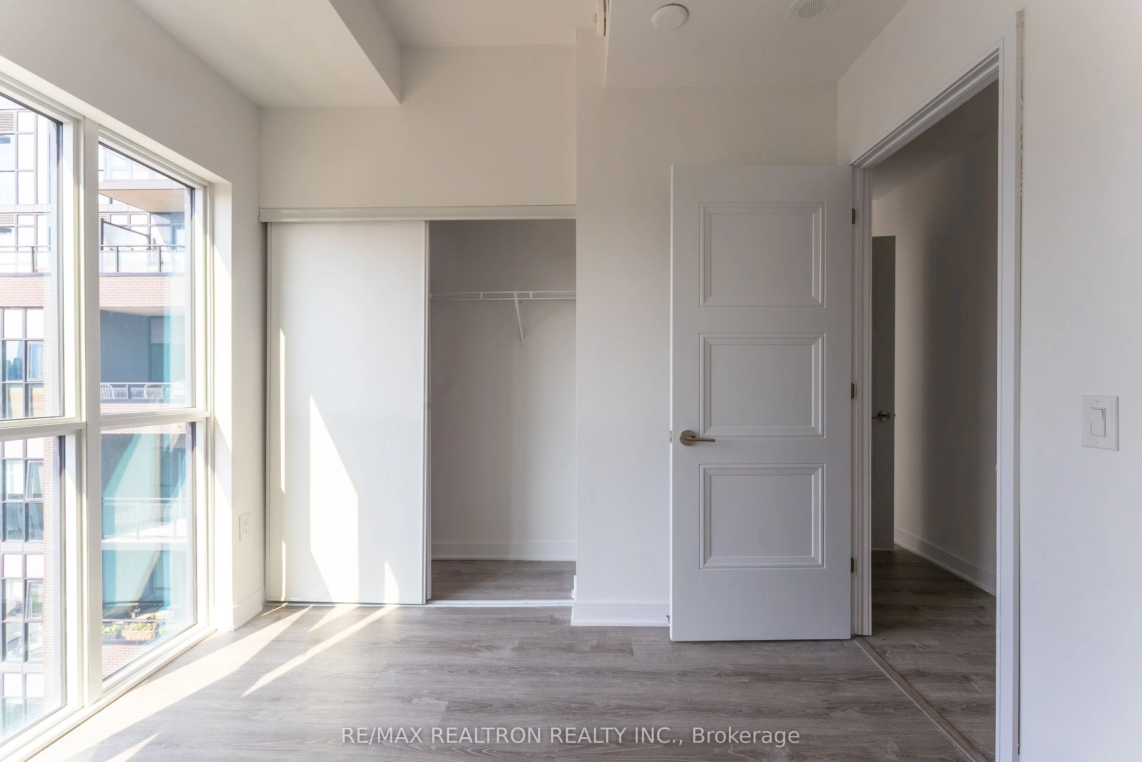 25 Neighbourhood Lane, #714