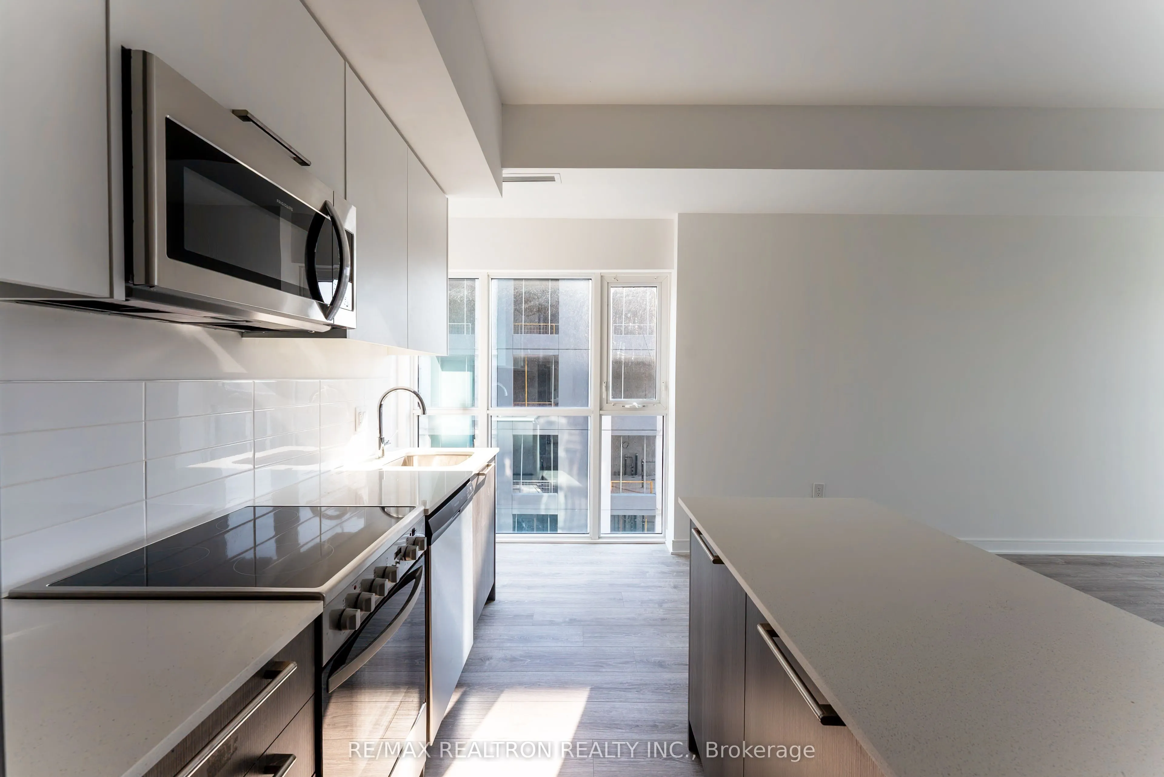 25 Neighbourhood Lane, #714