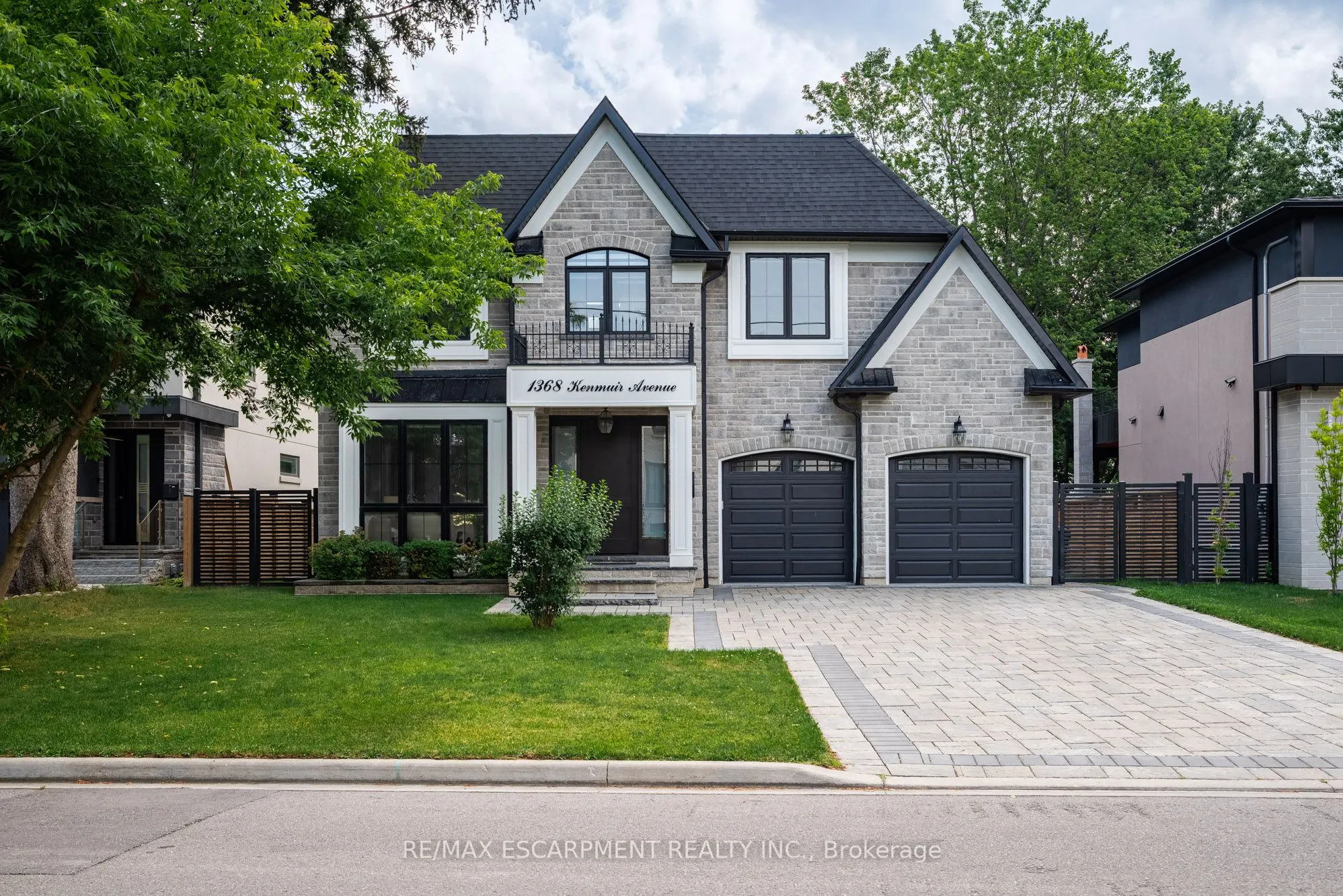 1368 Kenmuir Avenue