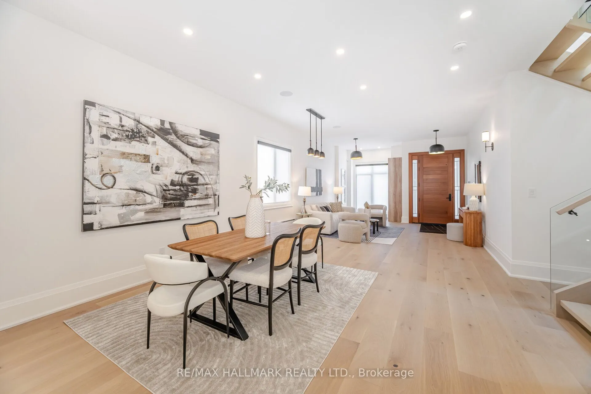78 South Kingsway