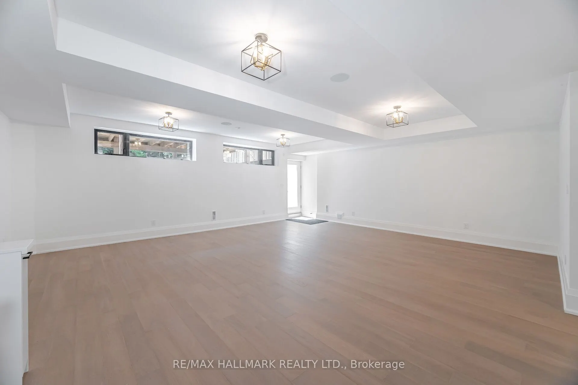 78 South Kingsway