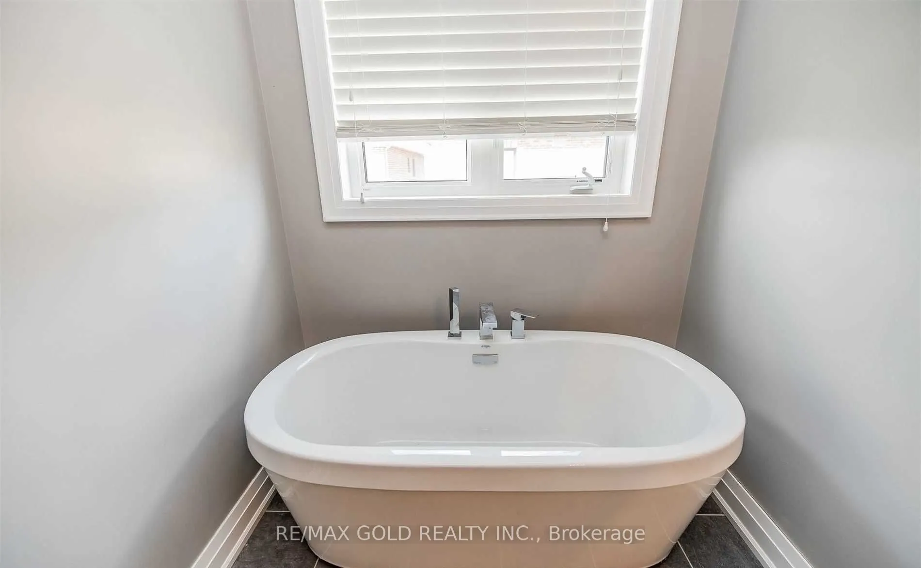 41 Lollard Way, #Upper Portion