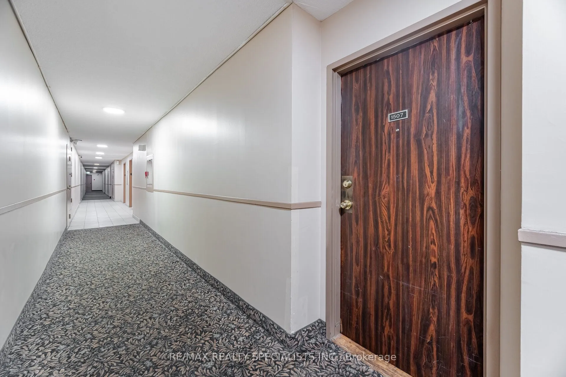 21 KNIGHTSBRIDGE Road, #1507