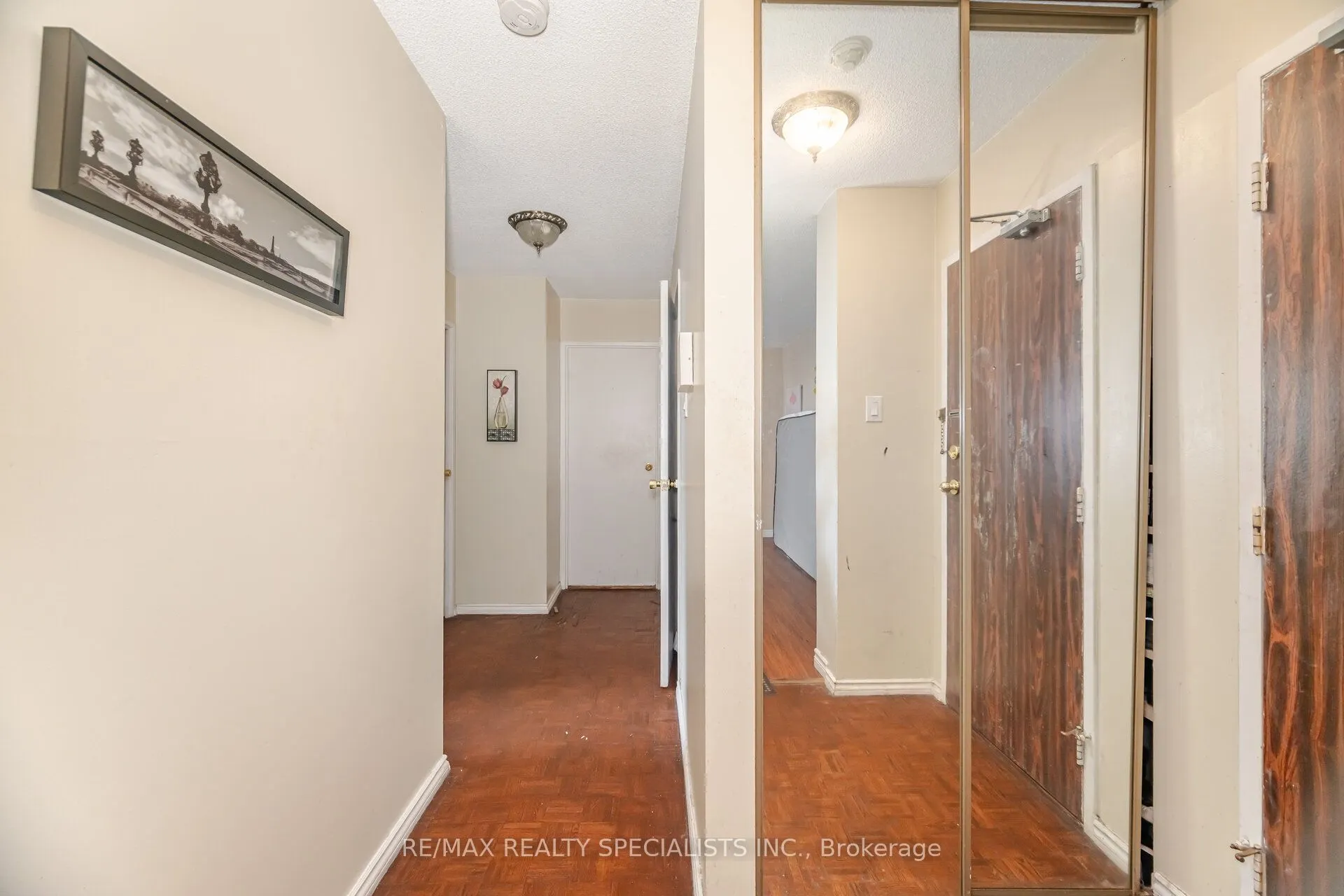 21 KNIGHTSBRIDGE Road, #1507