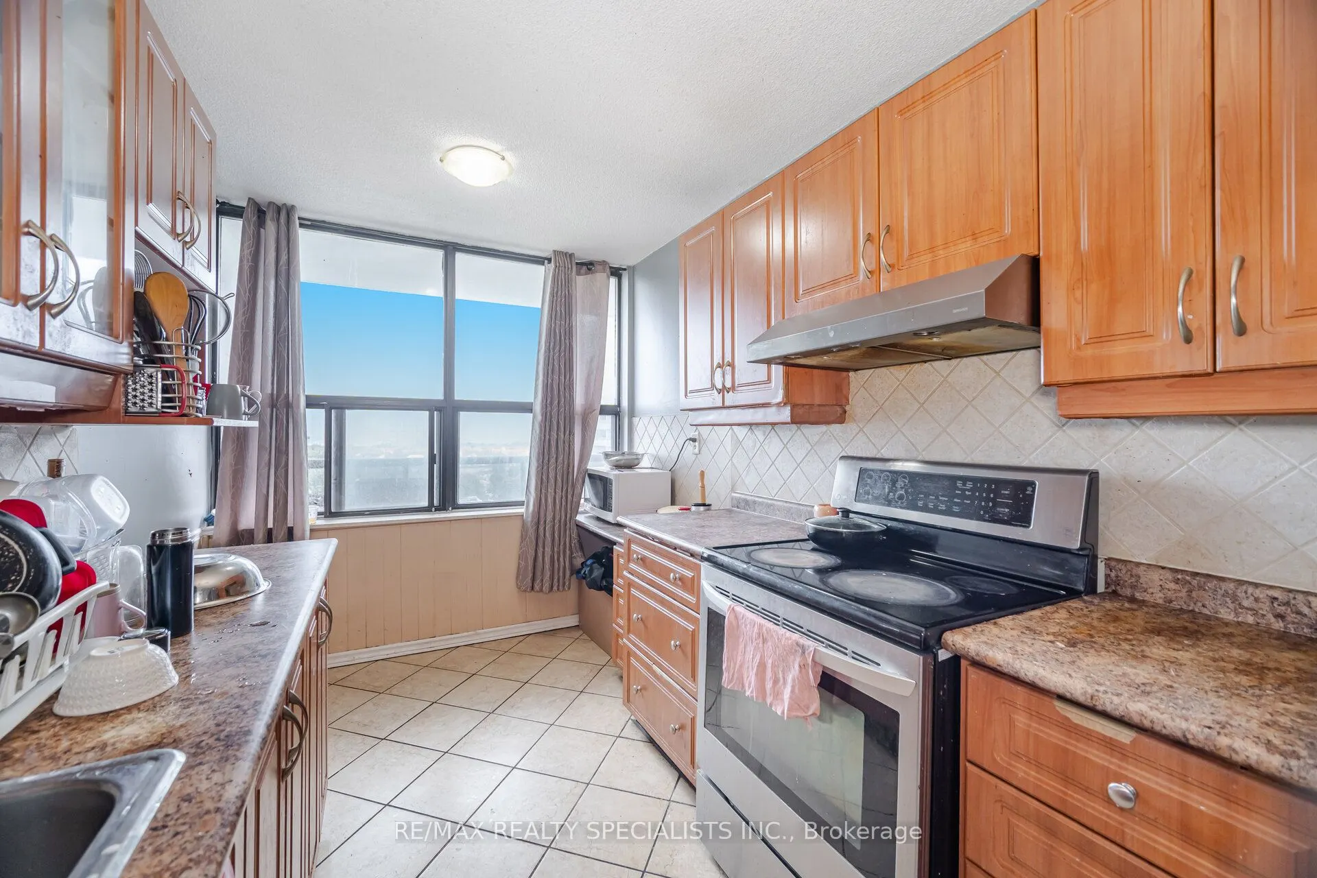 21 KNIGHTSBRIDGE Road, #1507