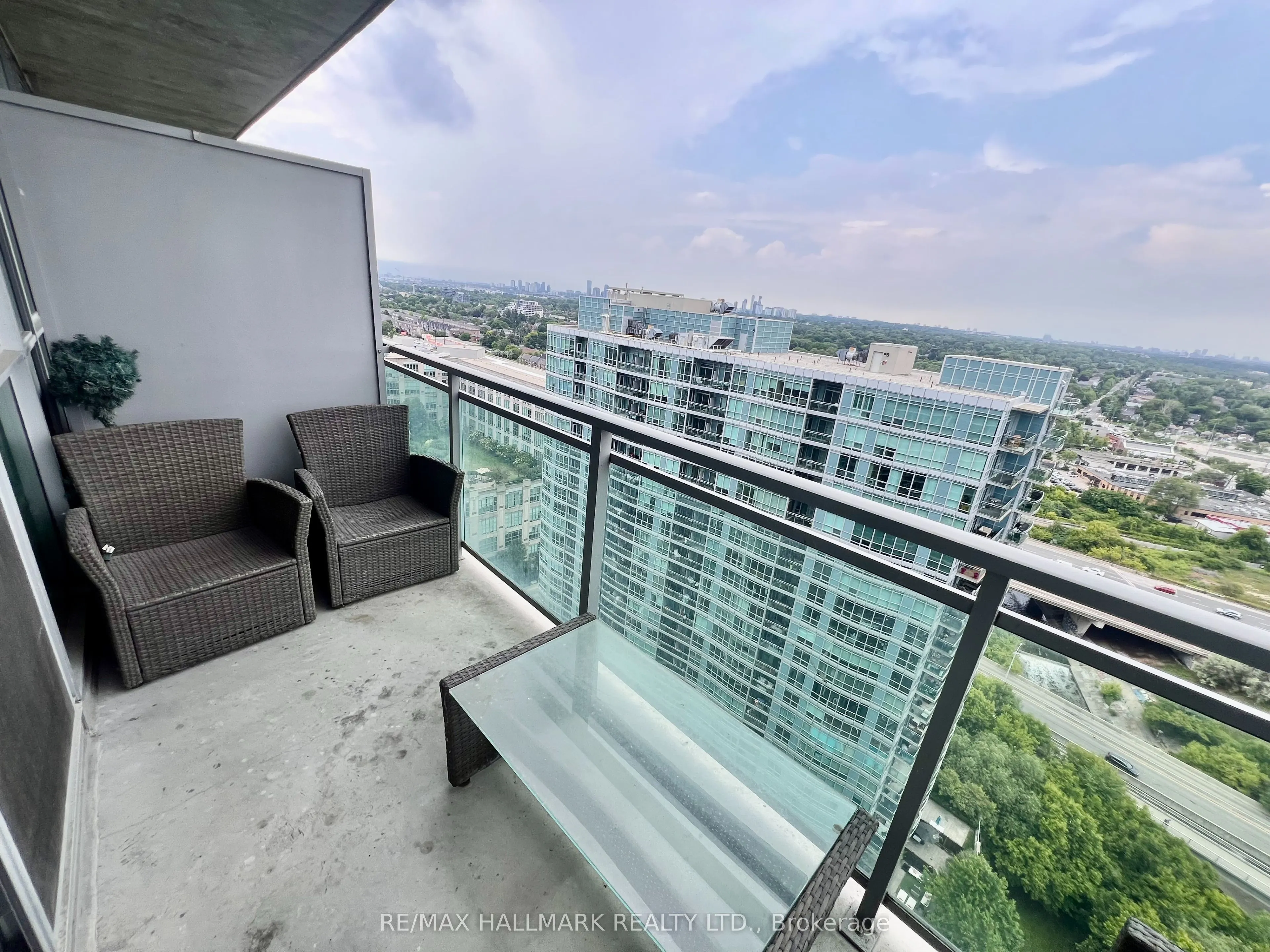165 Legion Road N, #2323